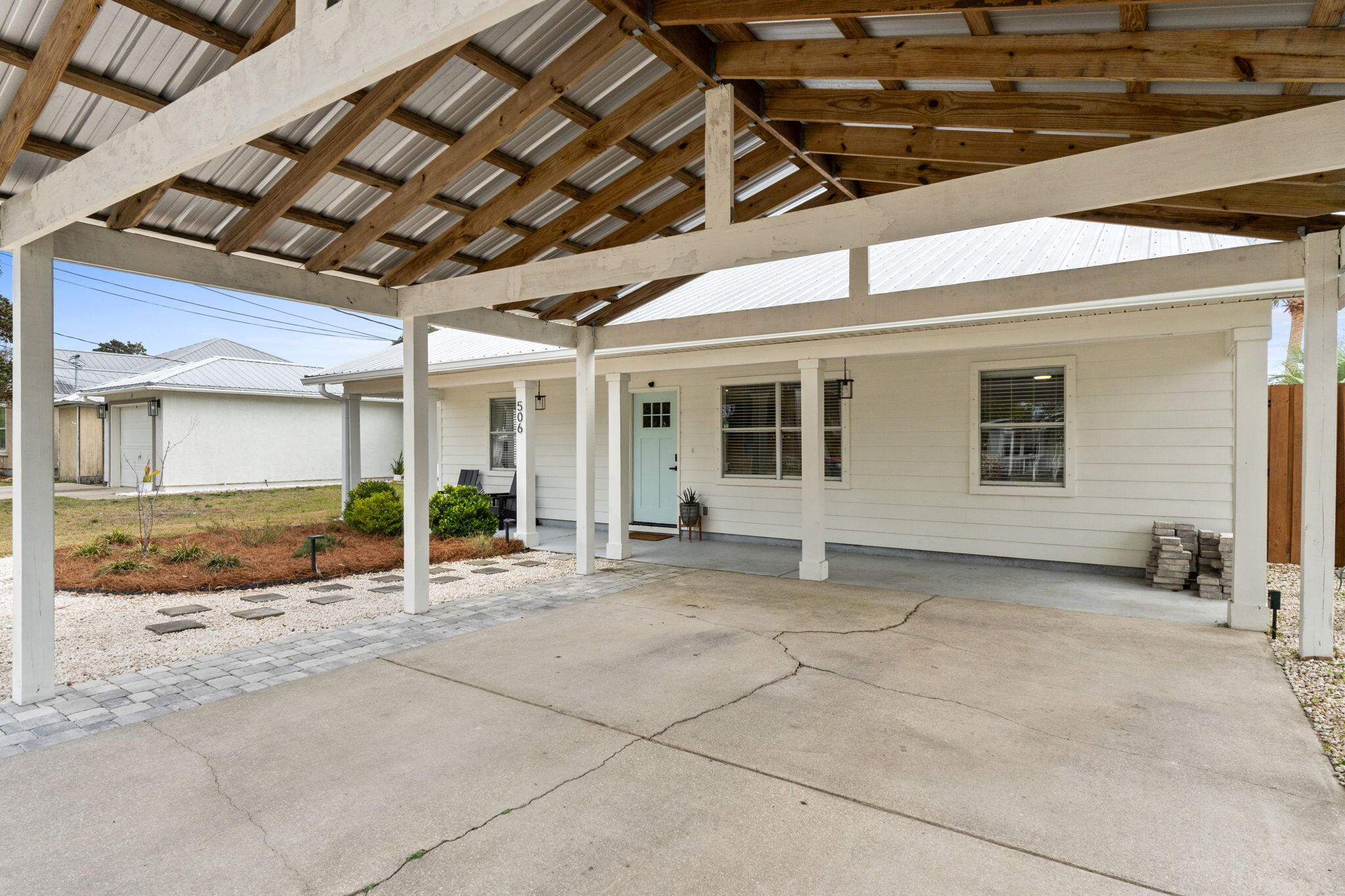 main property photo 44