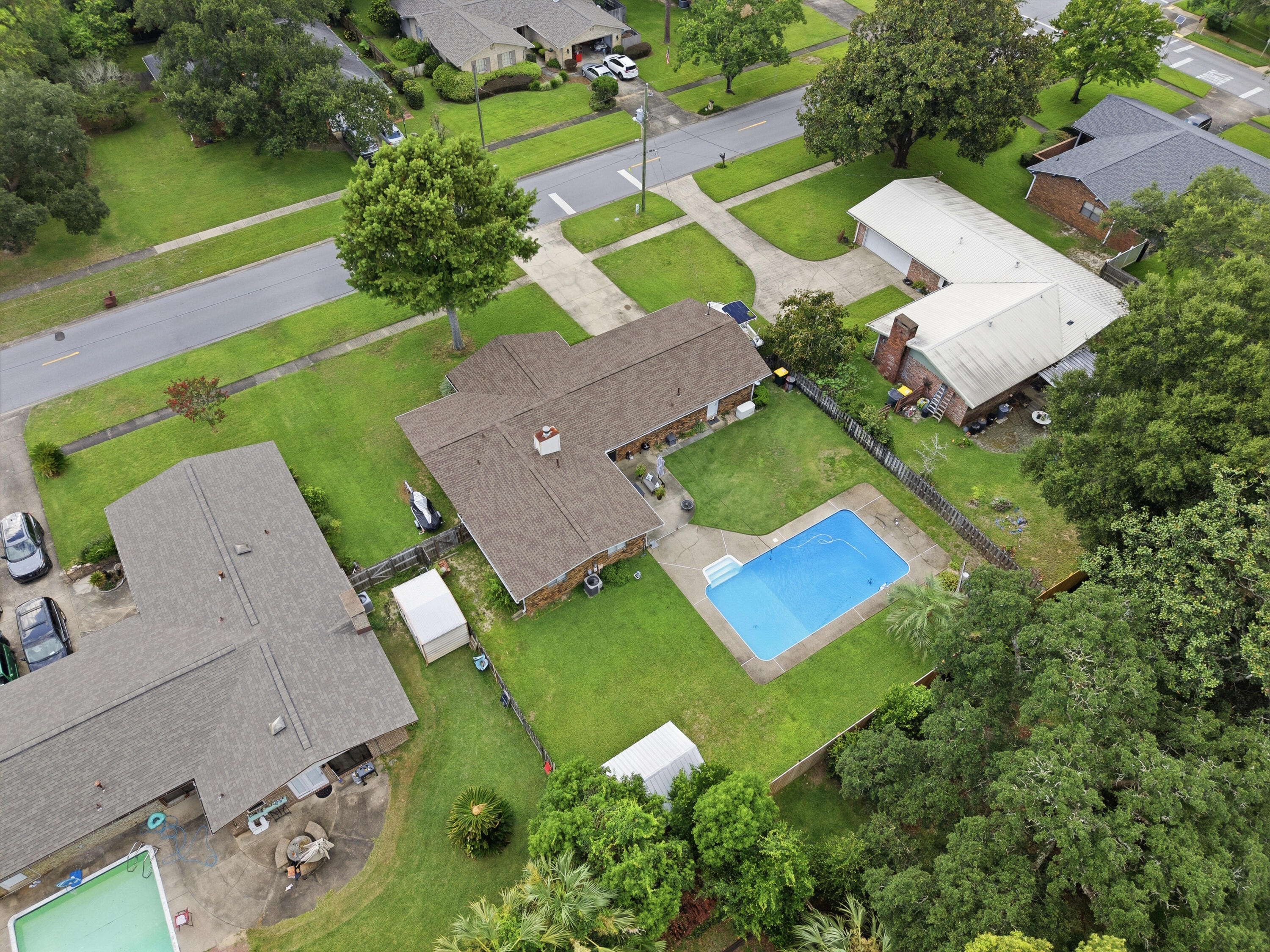 main property photo 59
