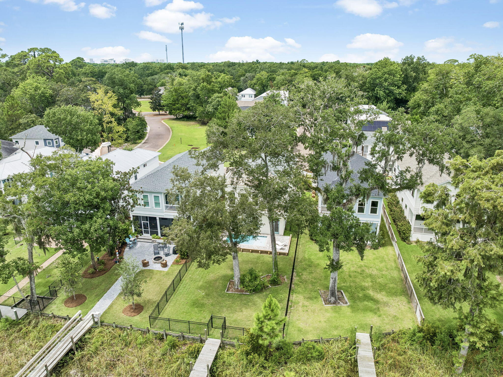 main property photo 77
