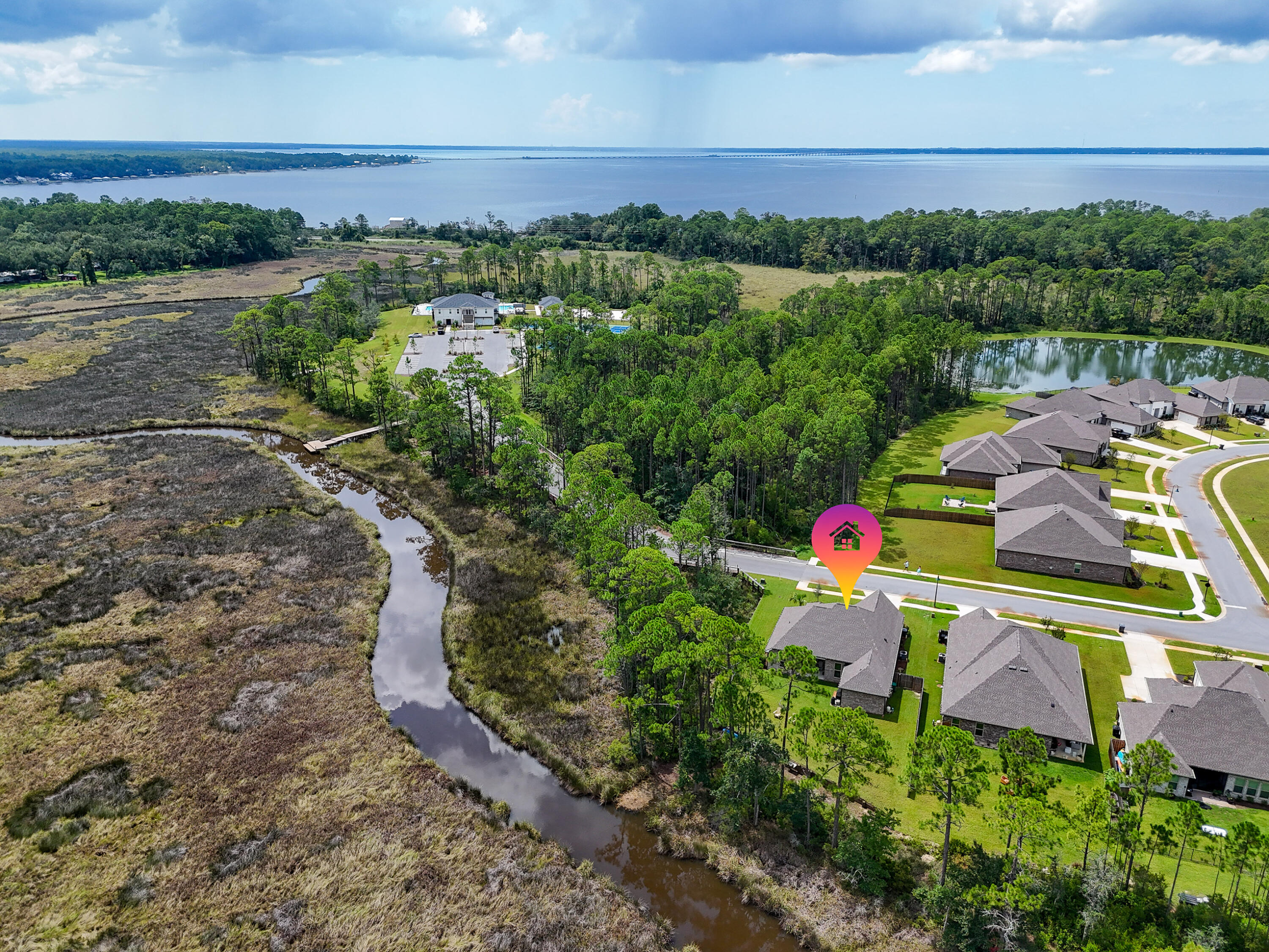 main property photo 40