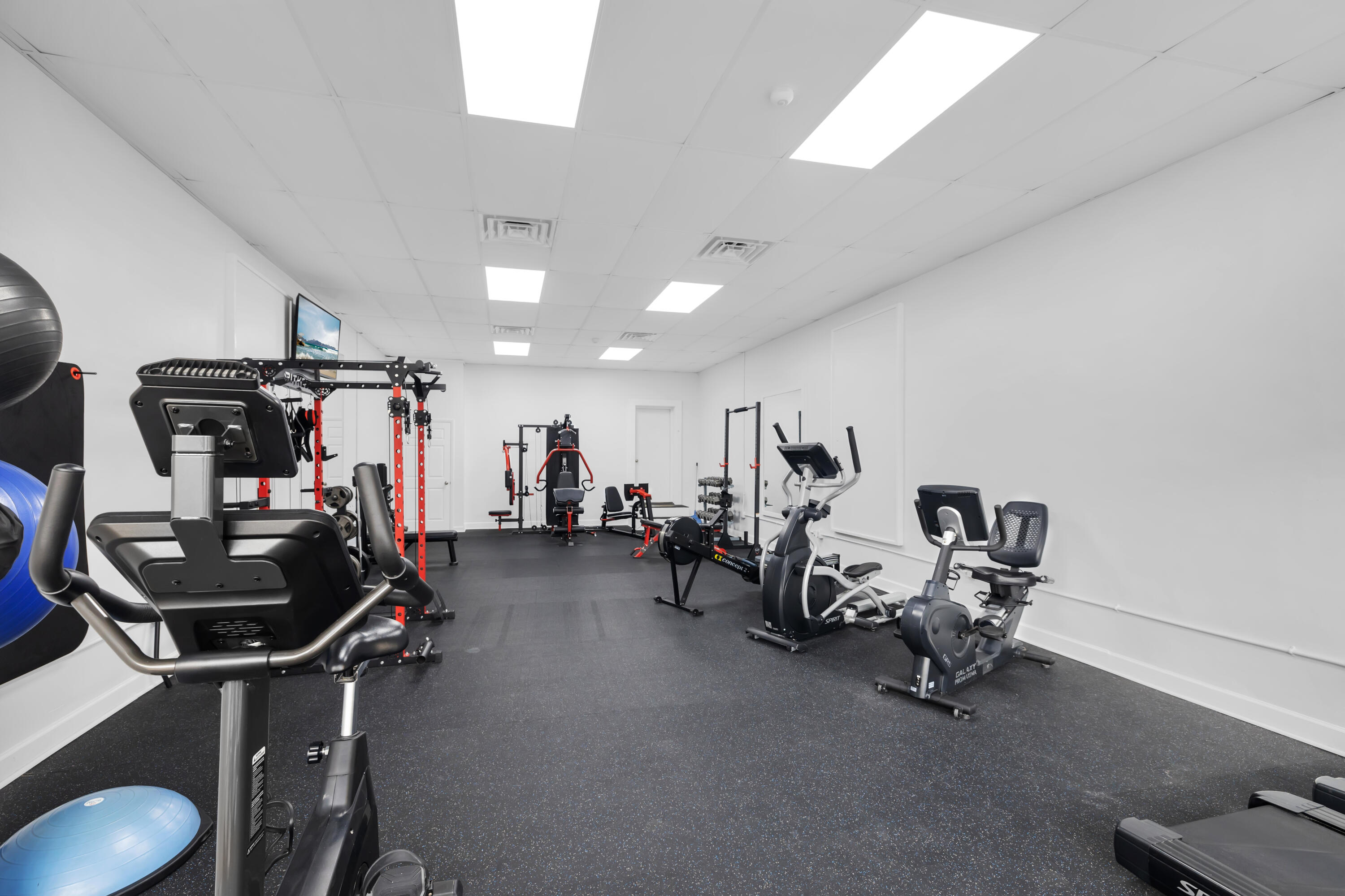 main property photo 77