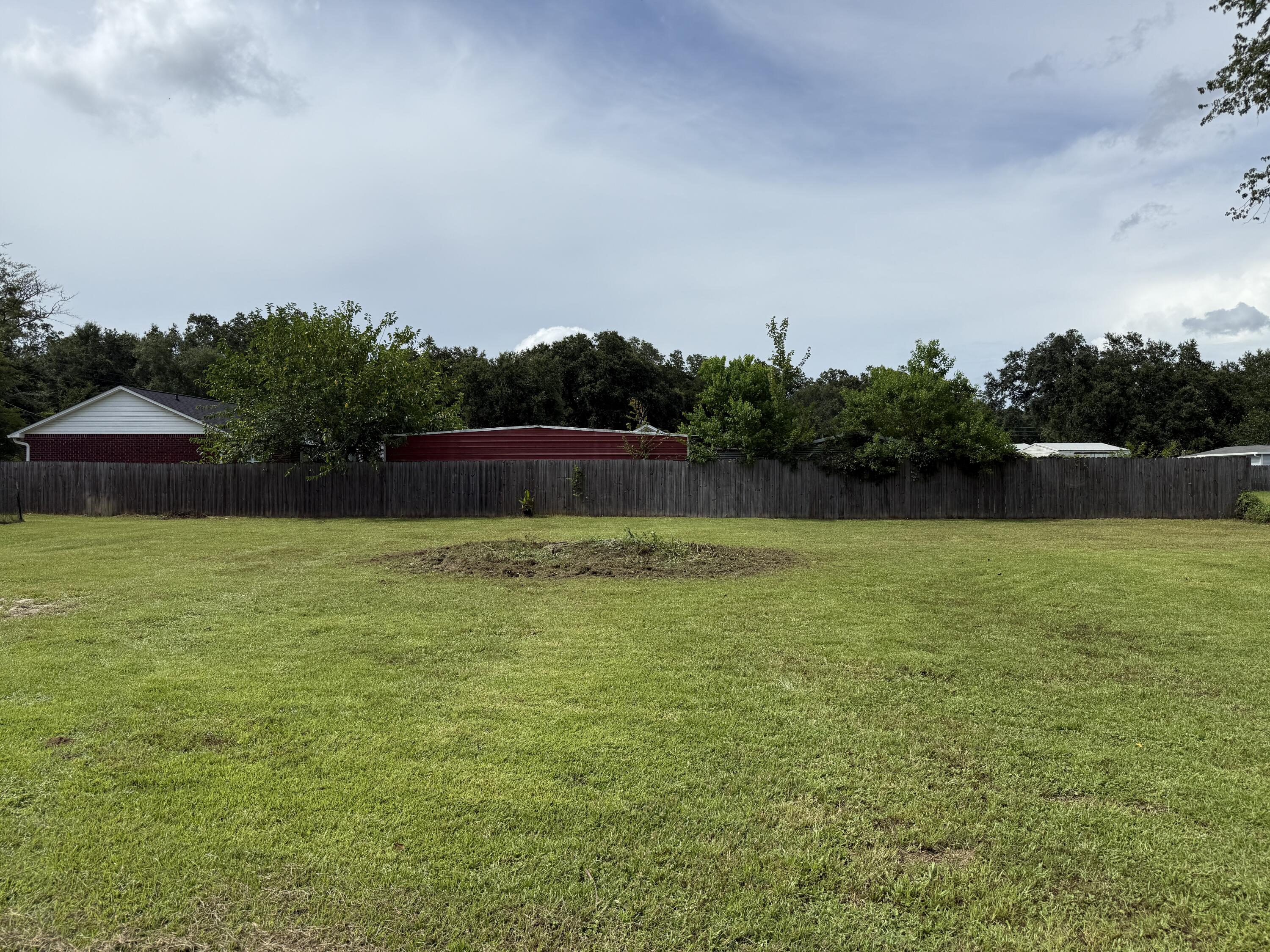 main property photo 32