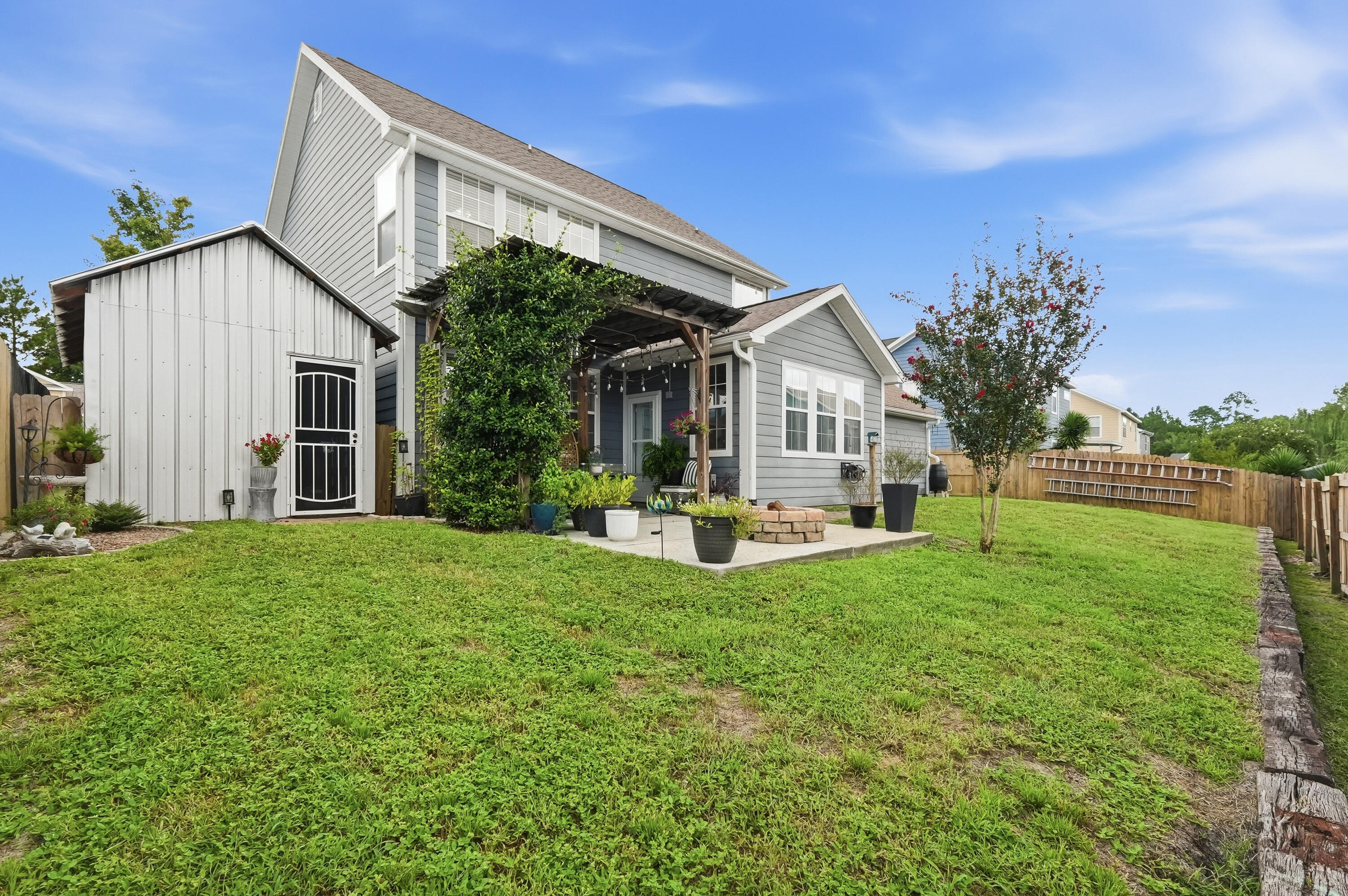 main property photo 42
