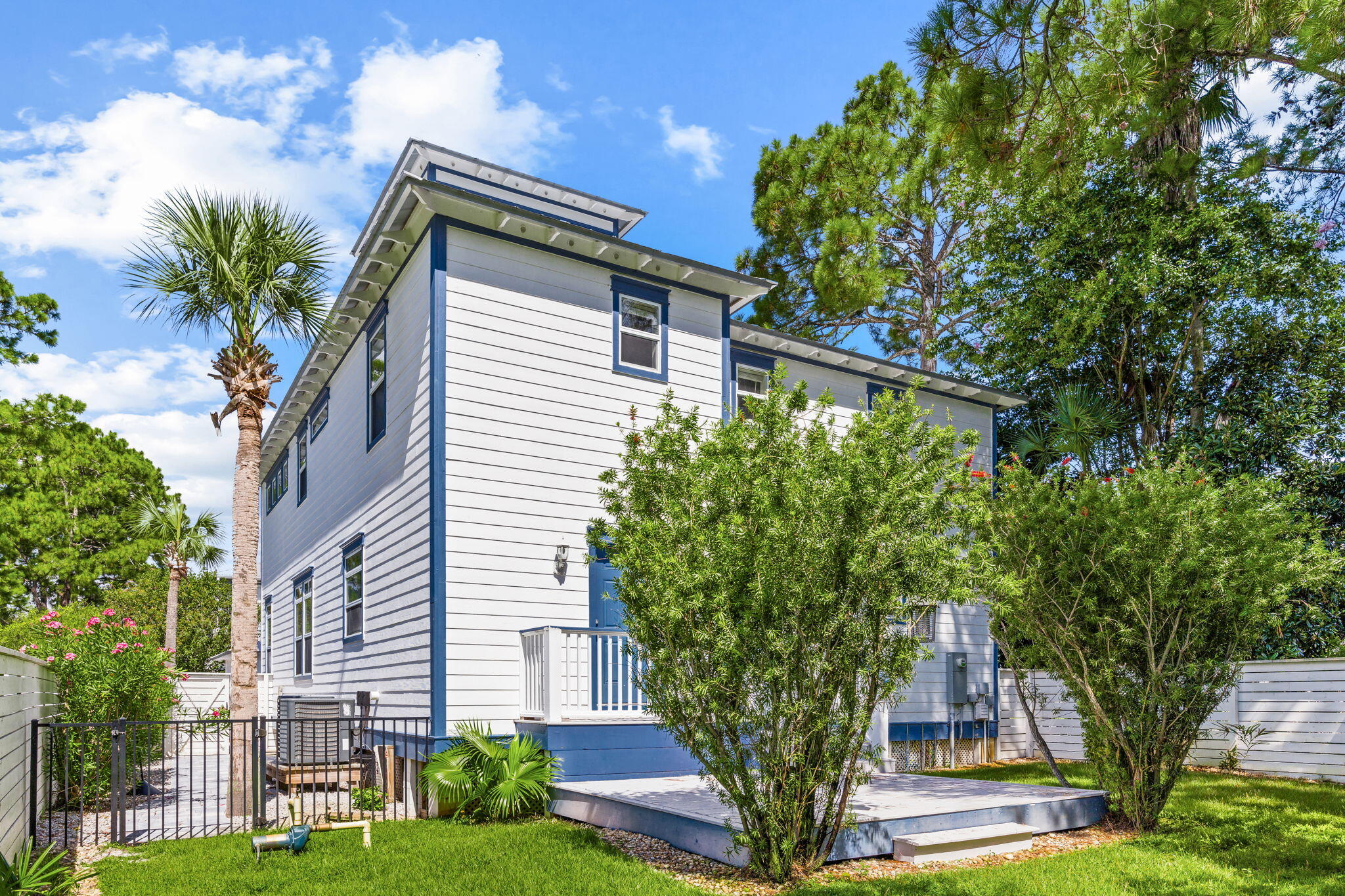 main property photo 38