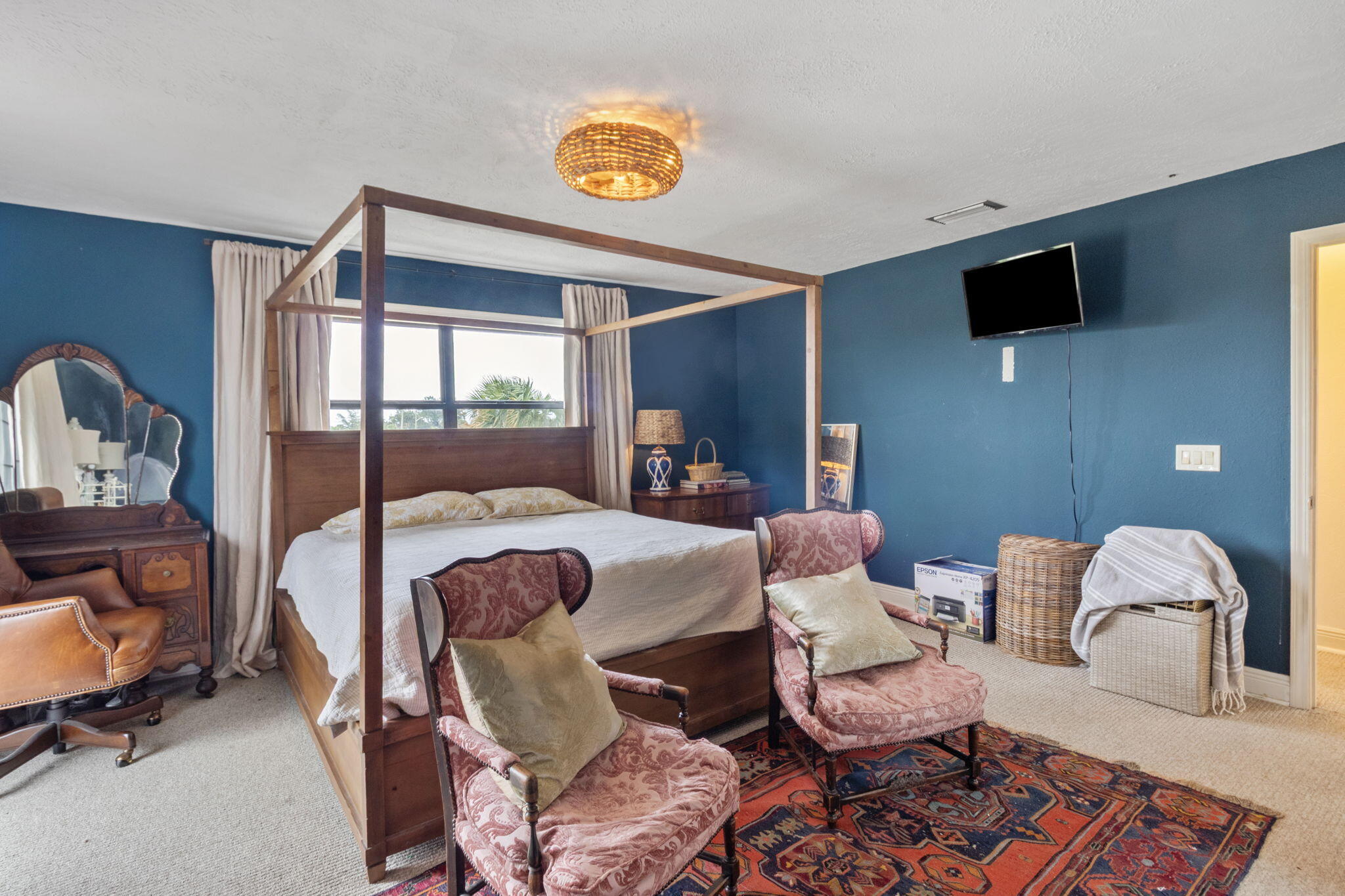 main property photo 36