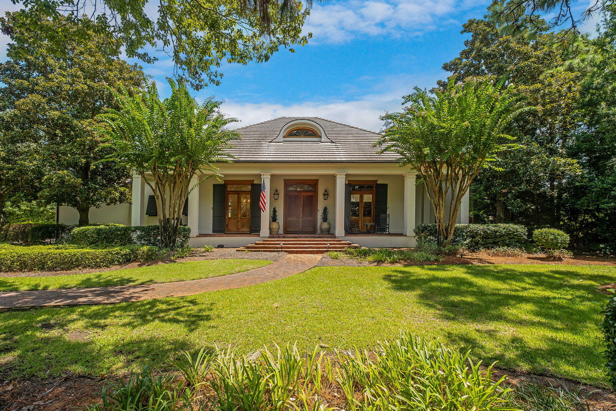 main property photo 0