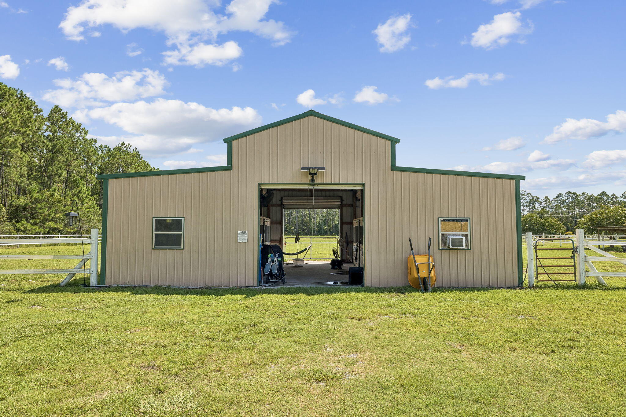 main property photo 37