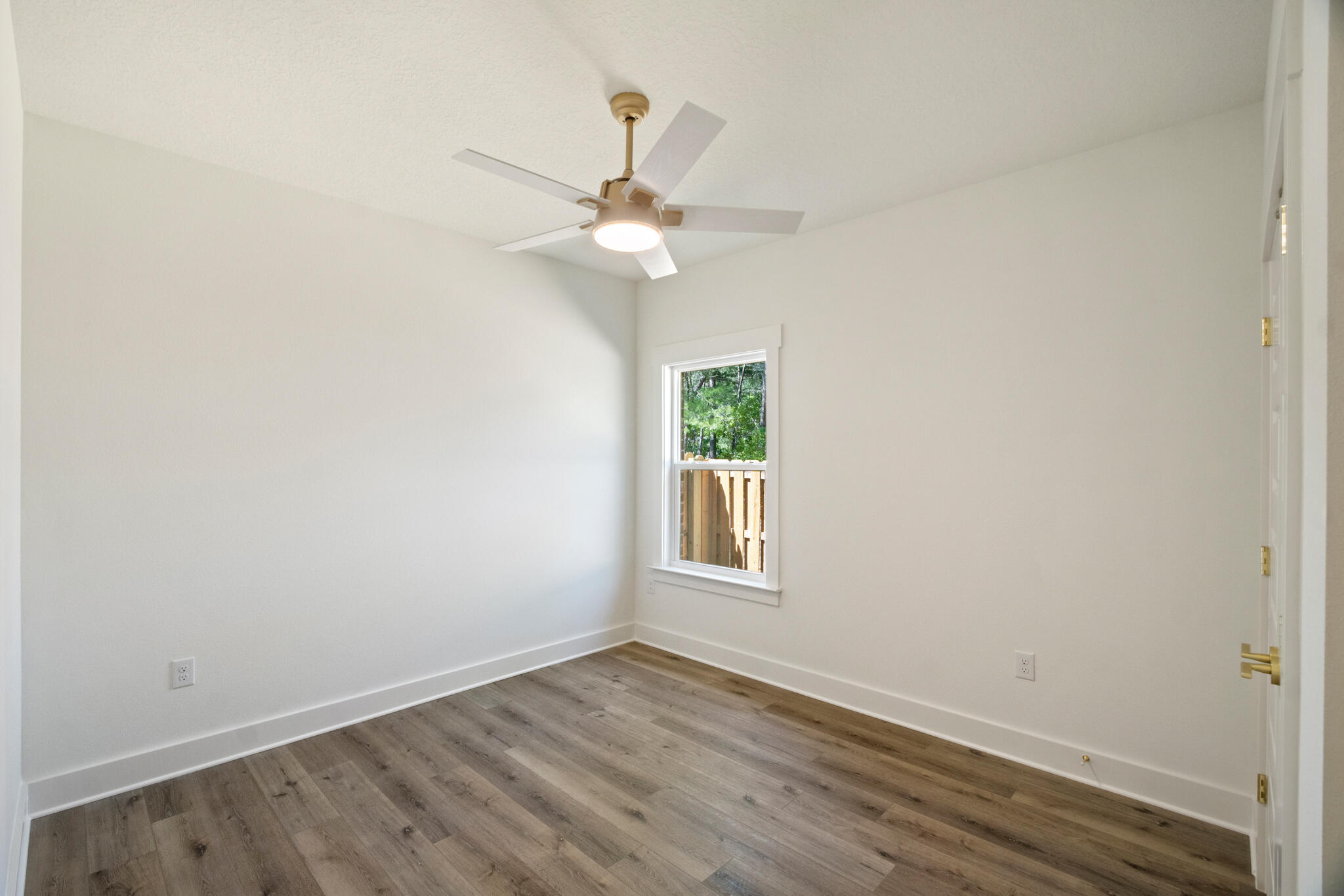 main property photo 91