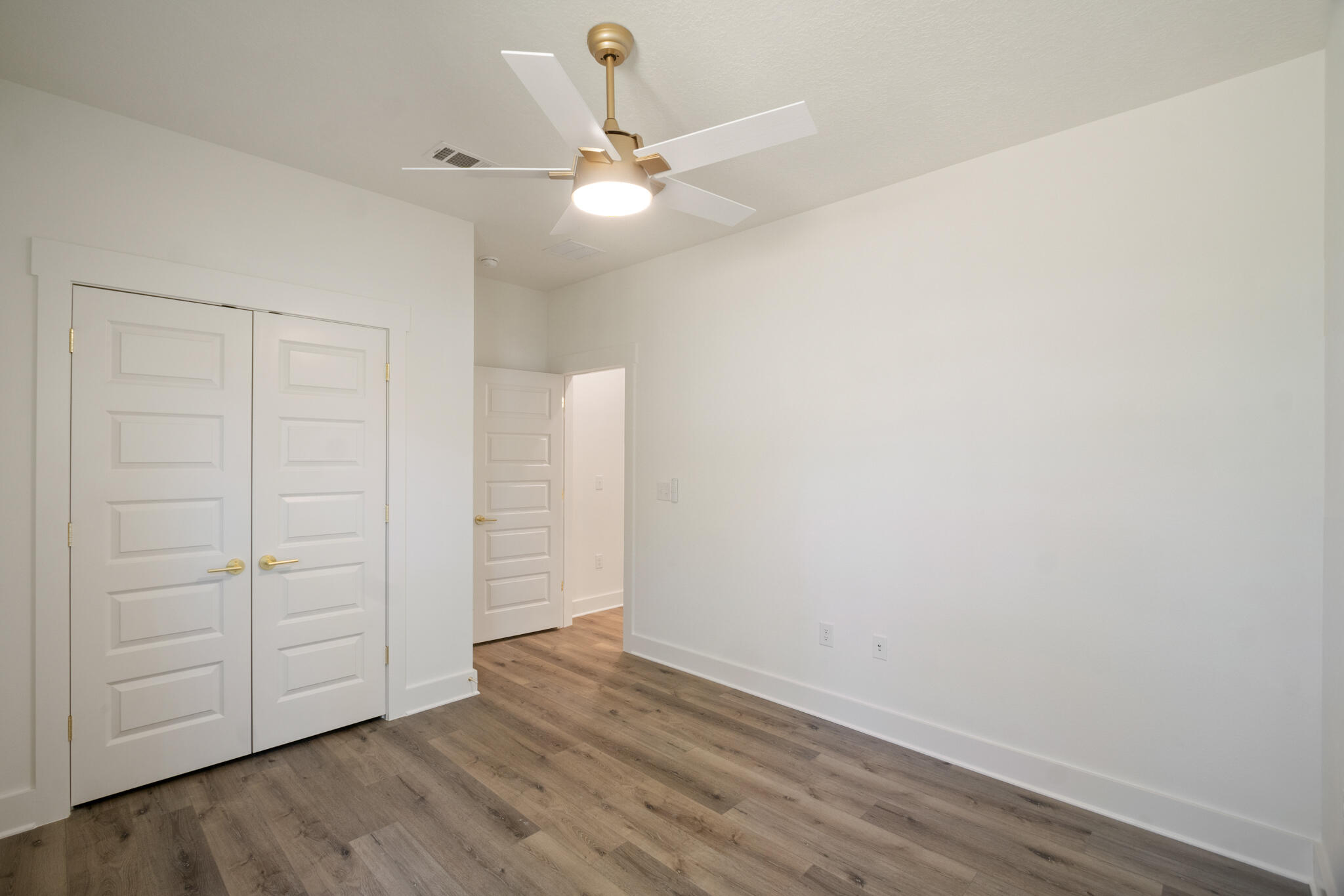 main property photo 92