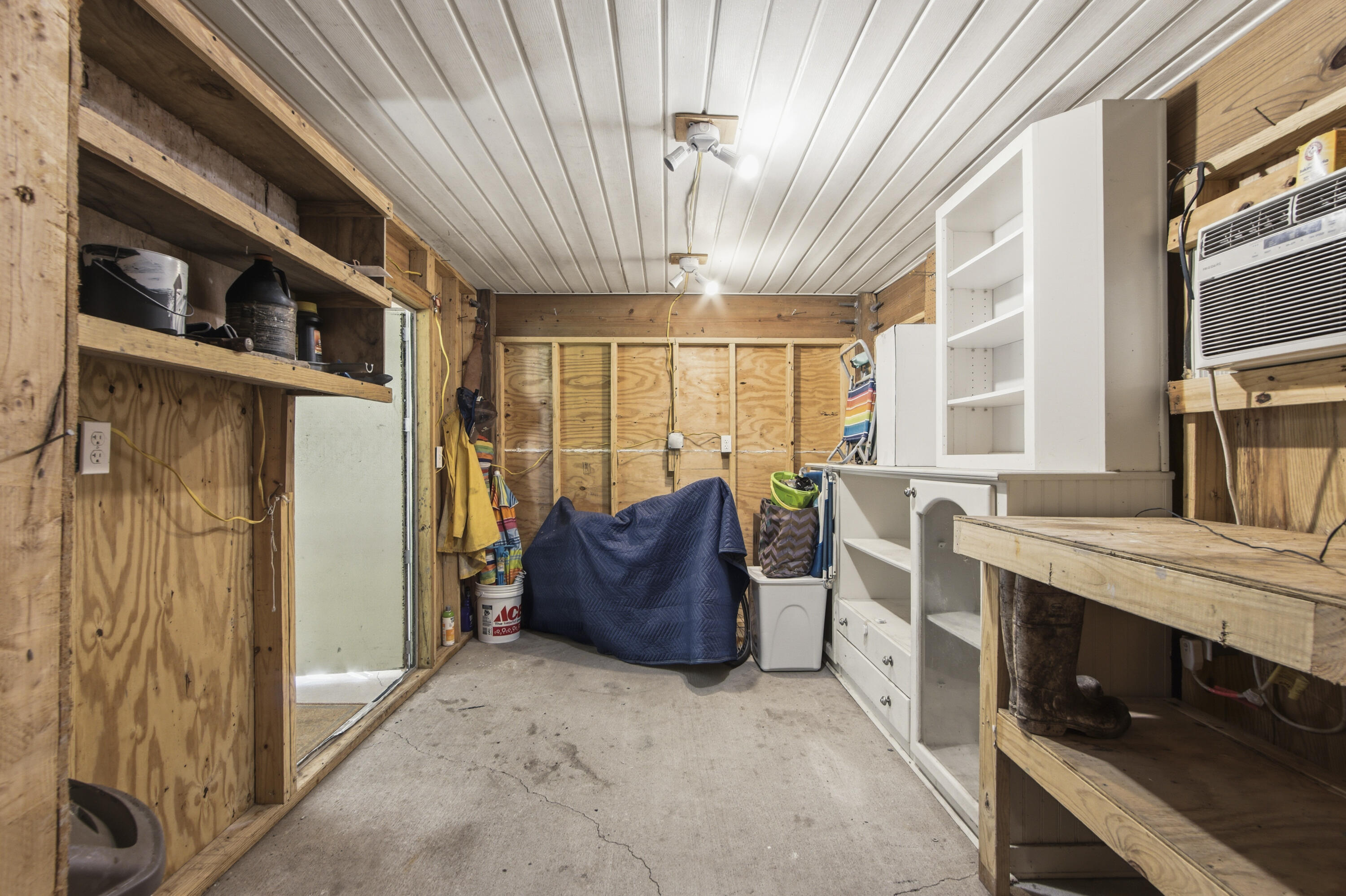 main property photo 51