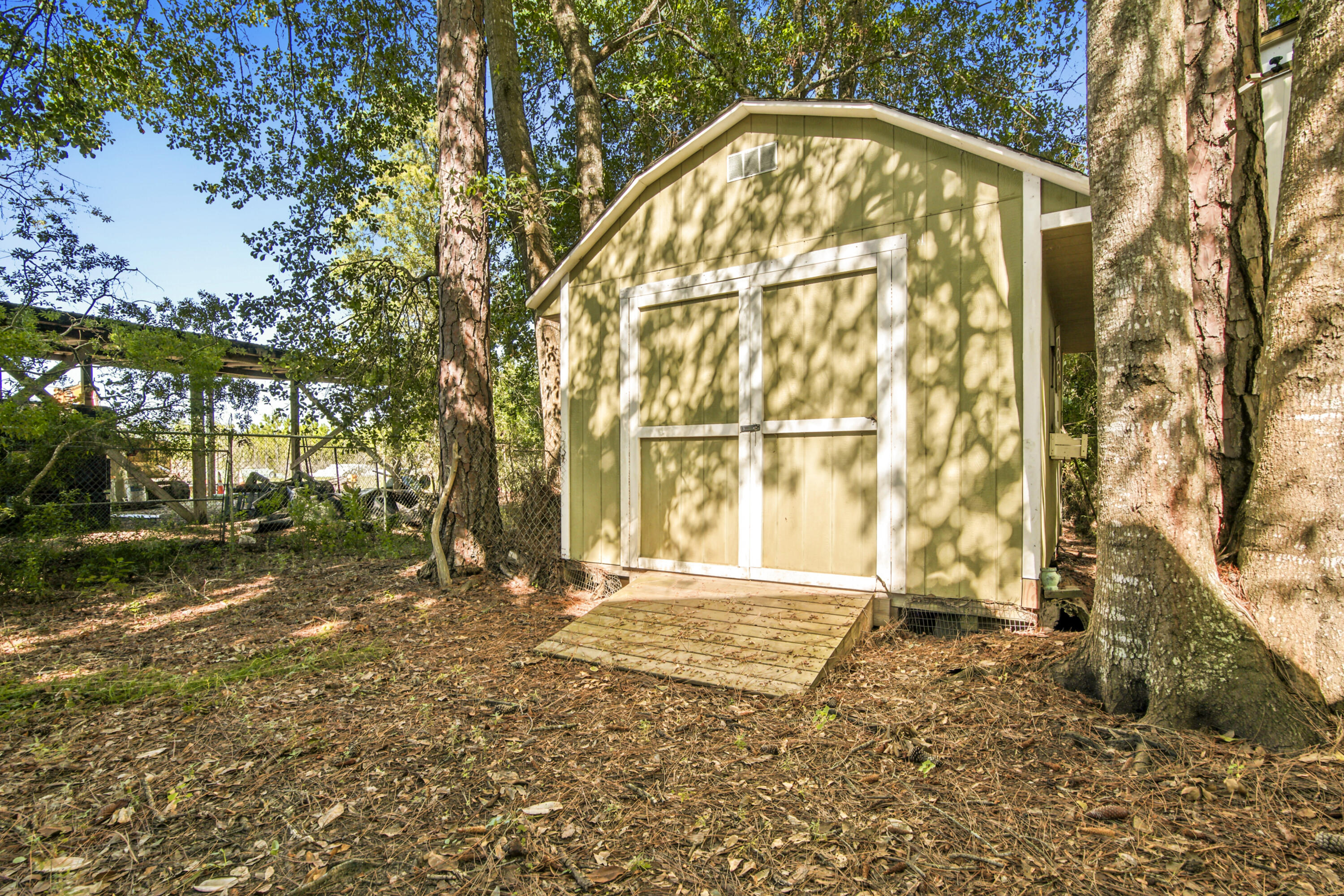 main property photo 53