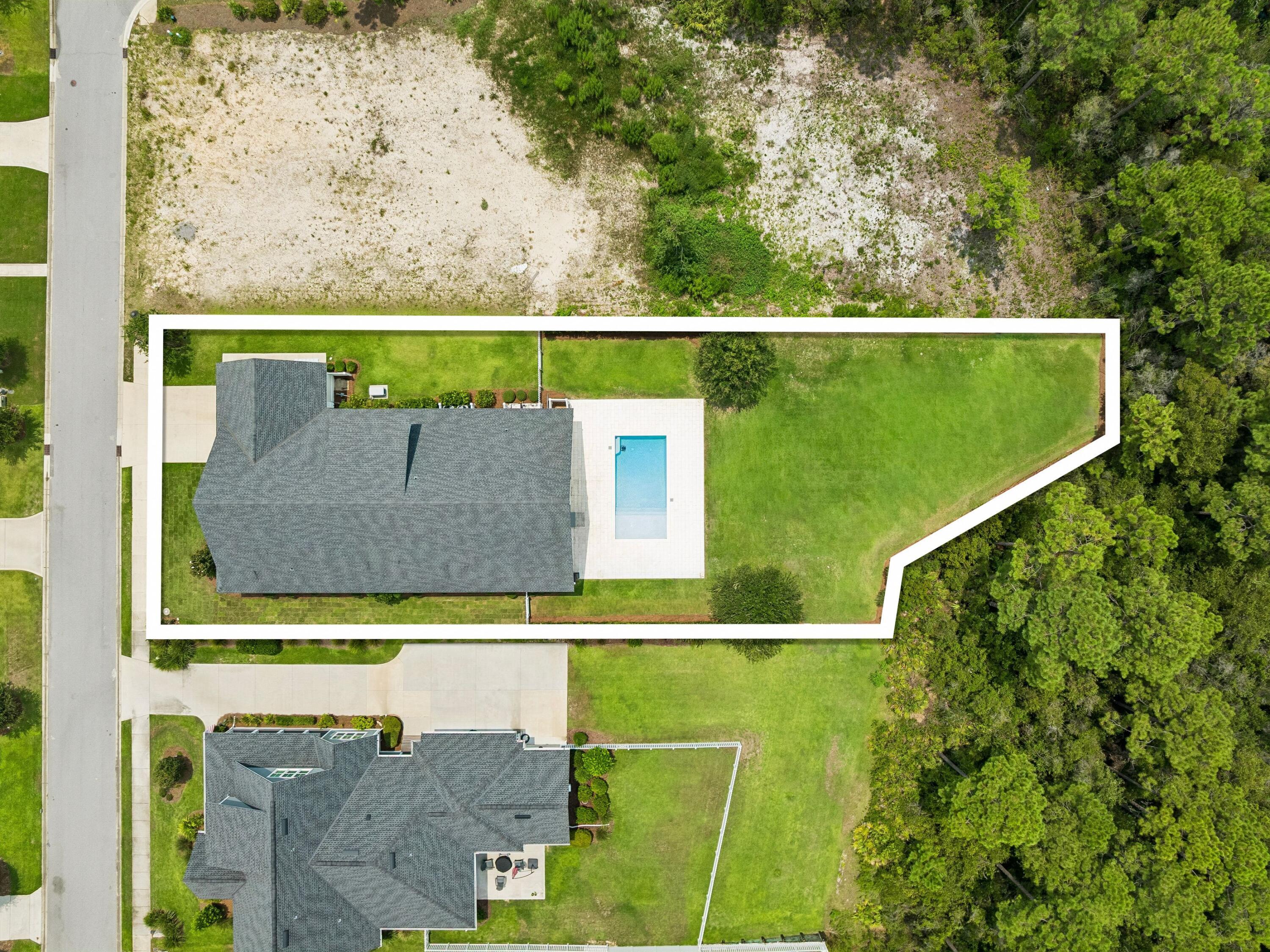 main property photo 40