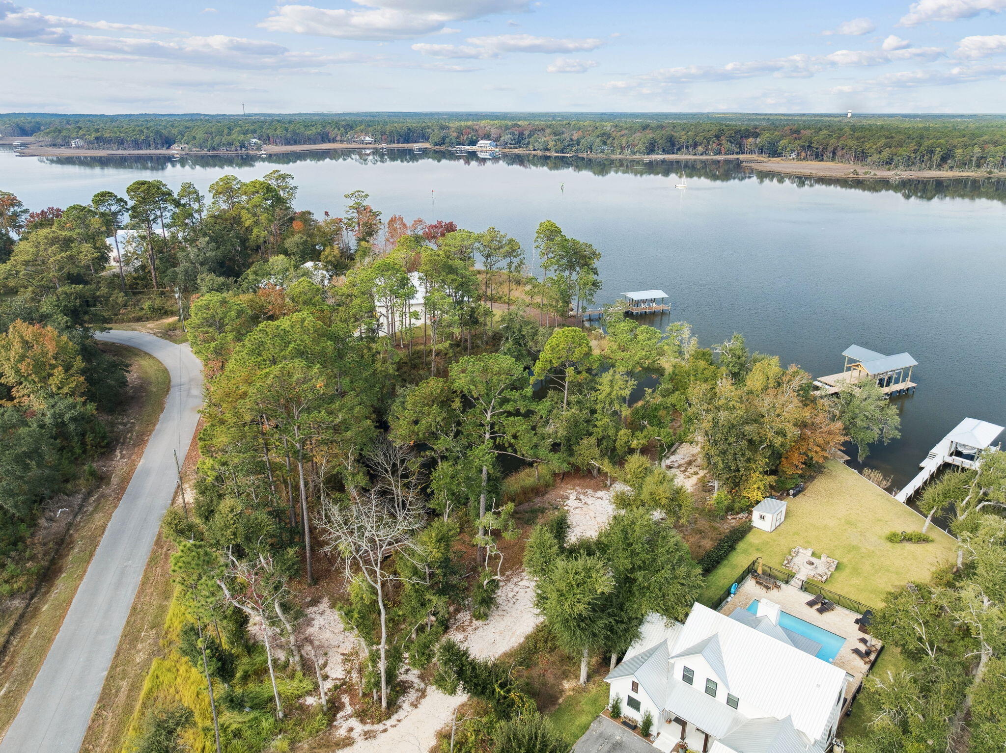 main property photo 7