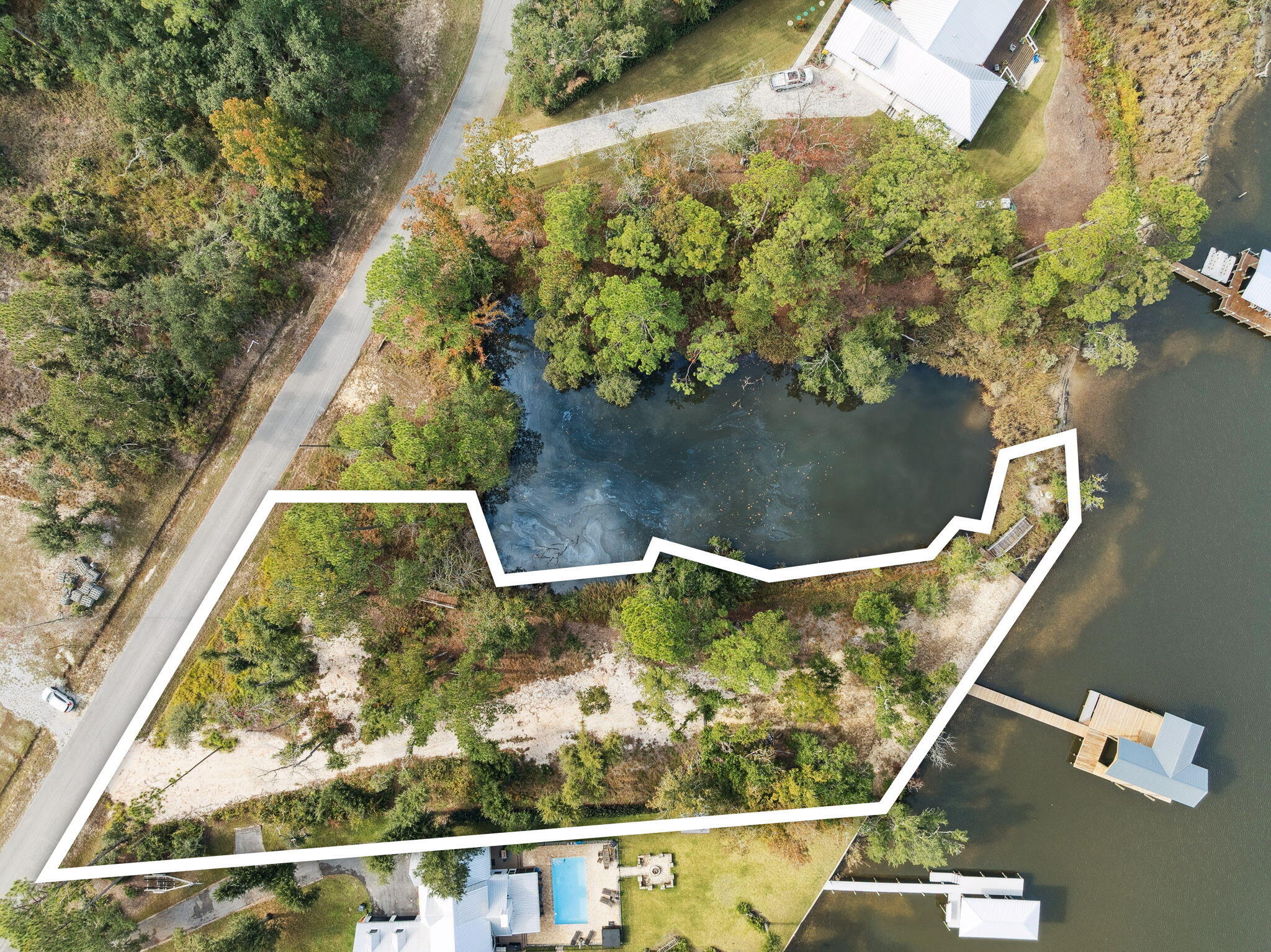 main property photo 8