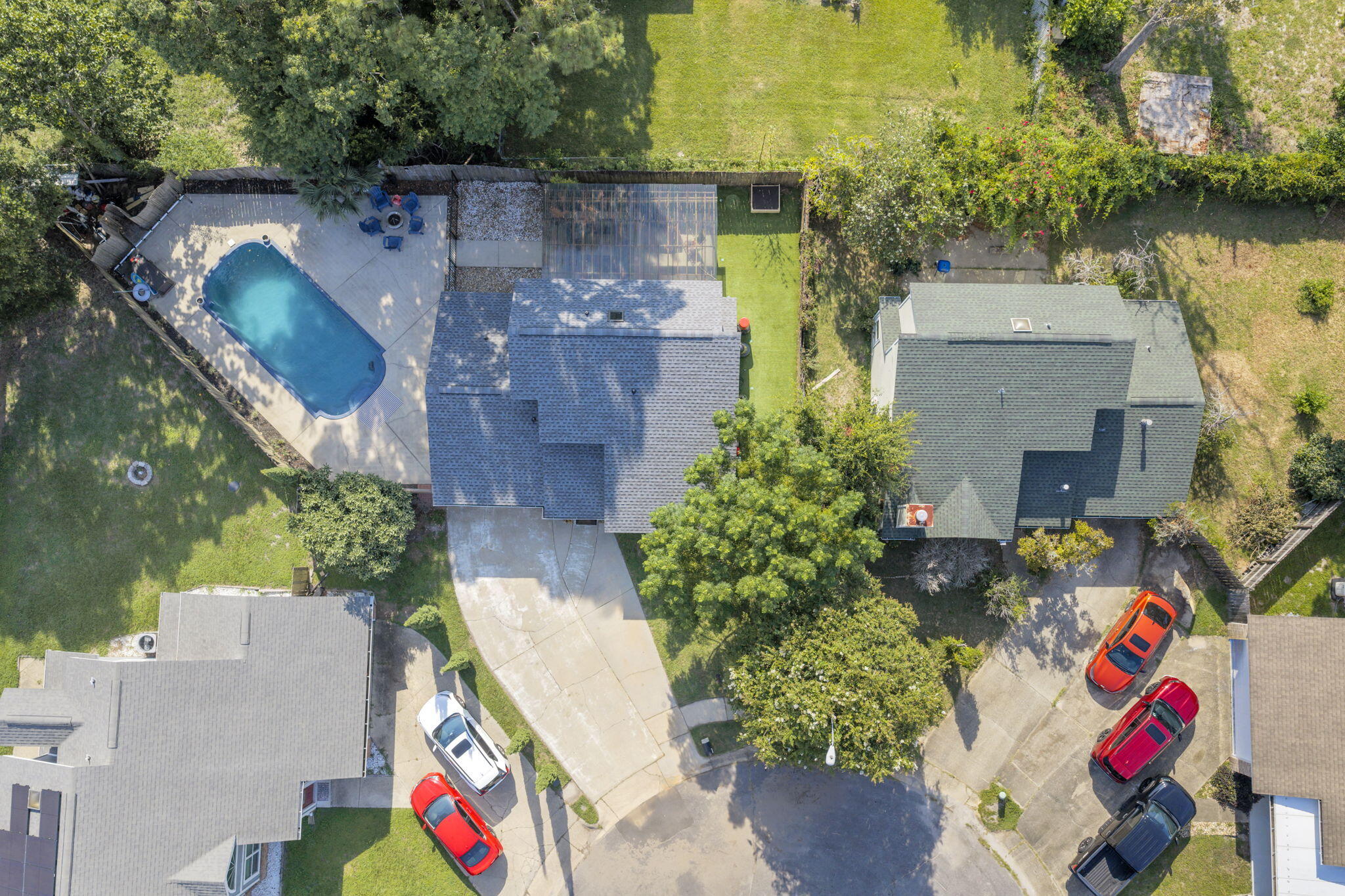 main property photo 30