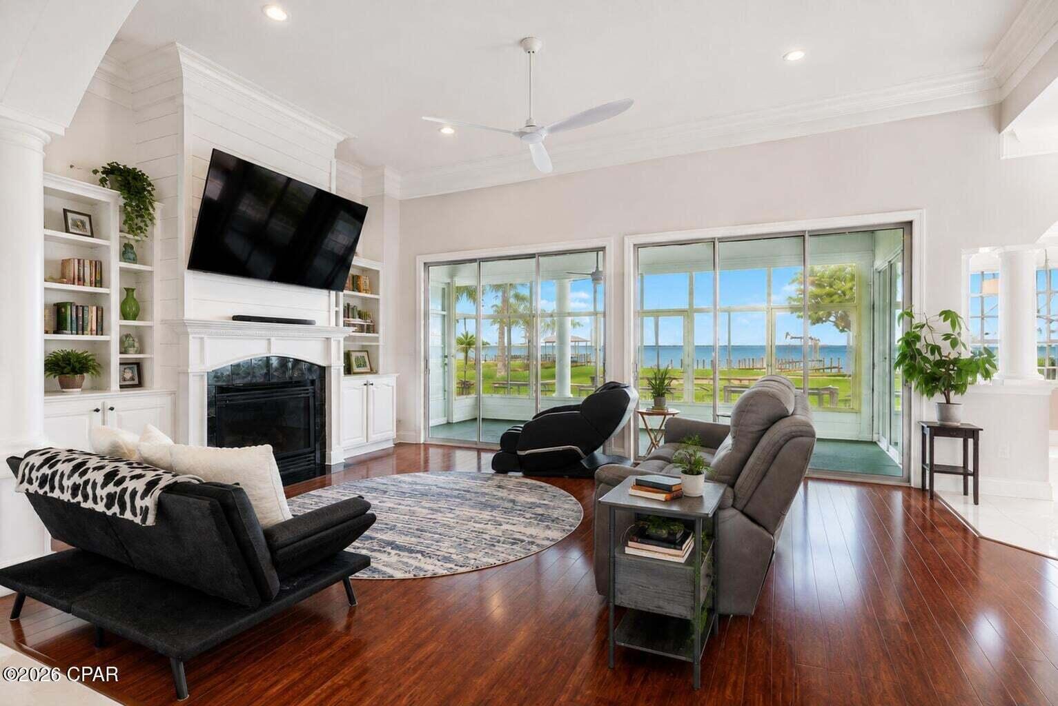 main property photo 8