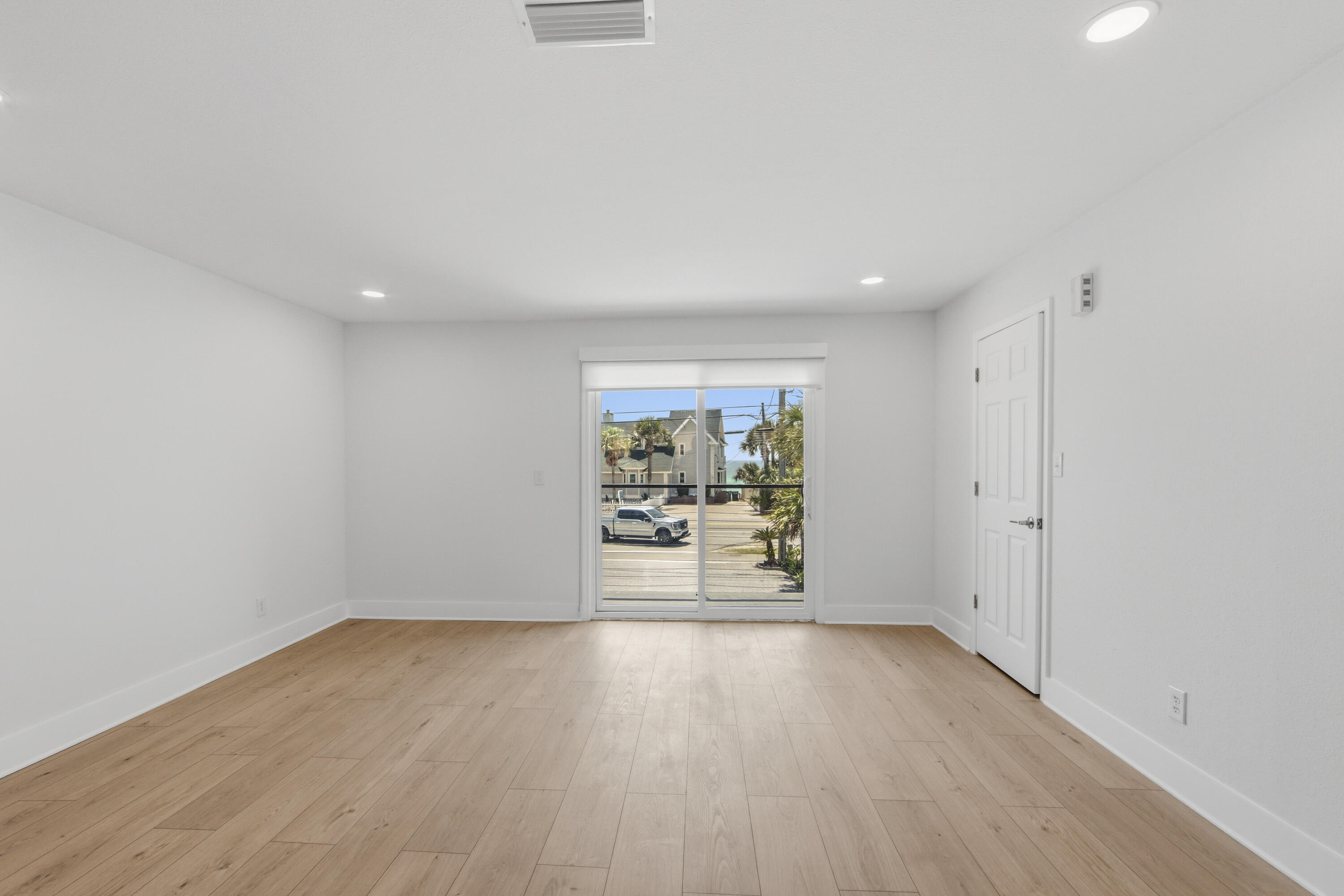 main property photo 74