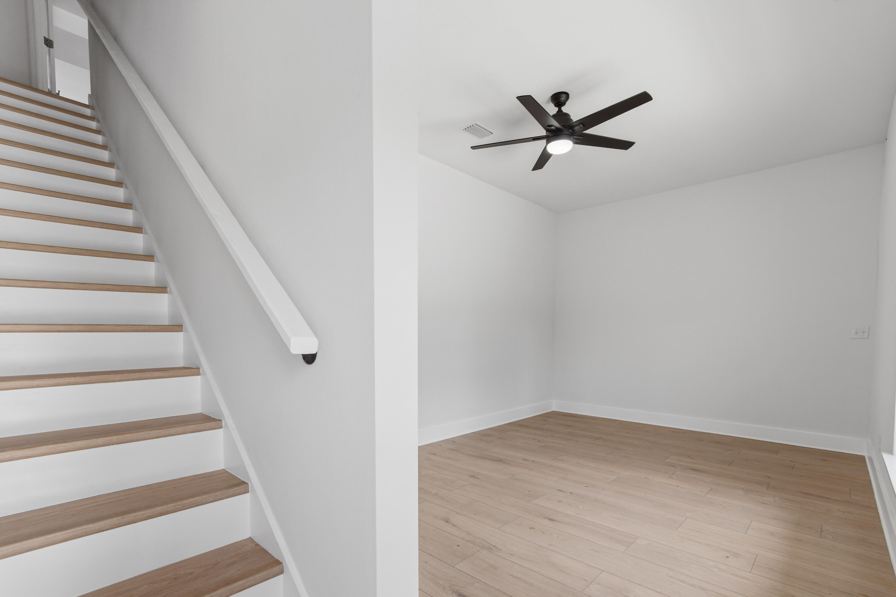 main property photo 88
