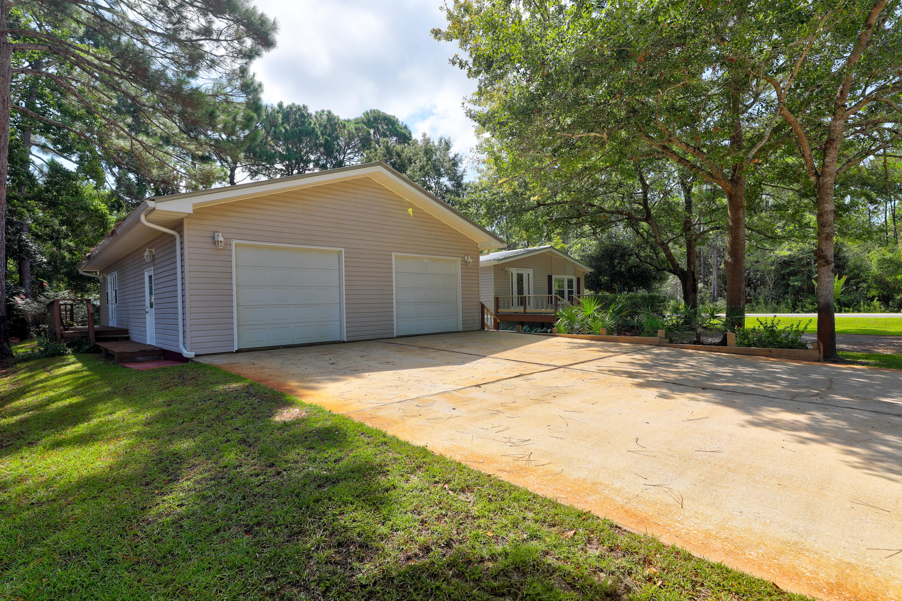 main property photo 21