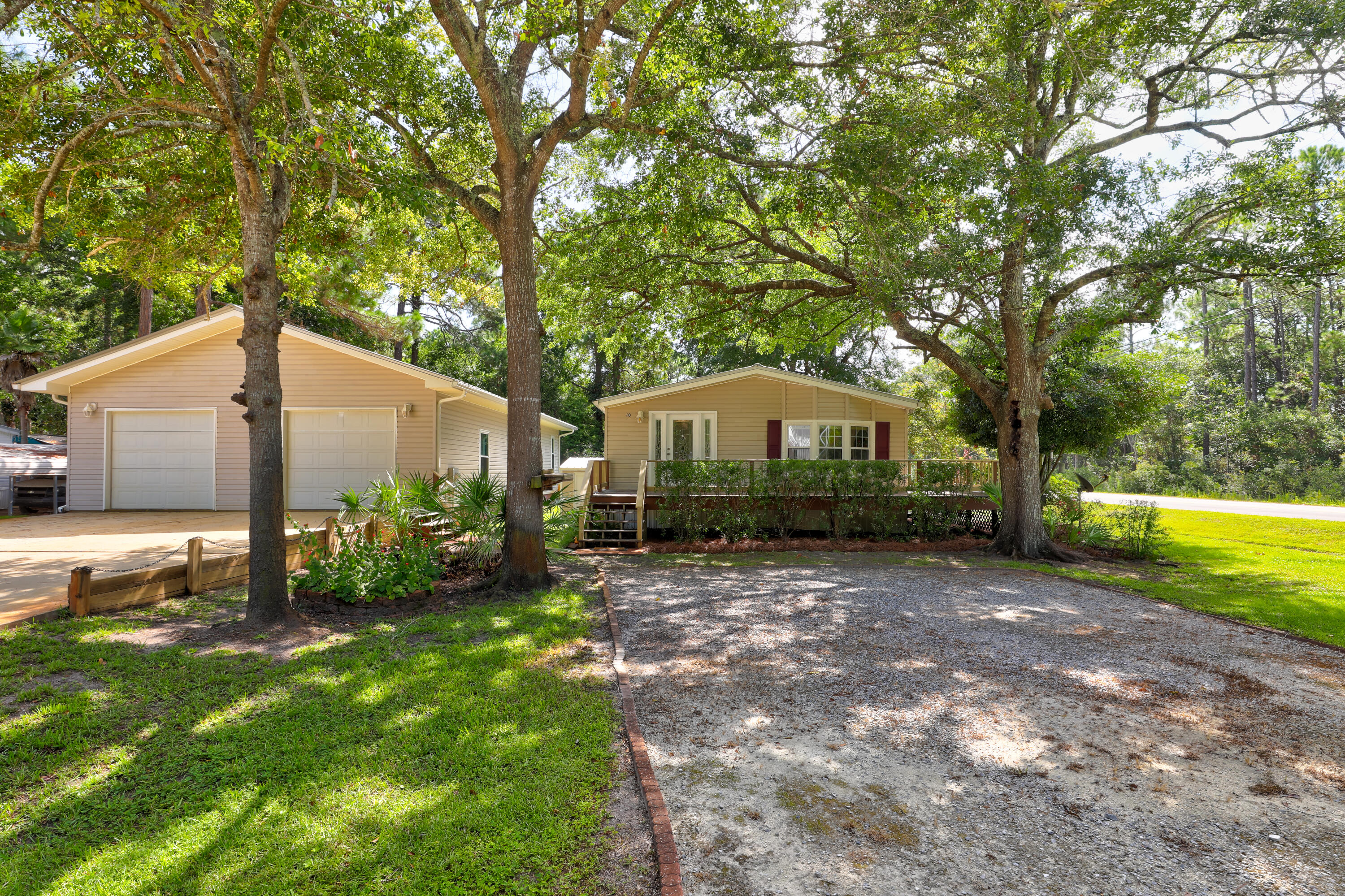 main property photo 30