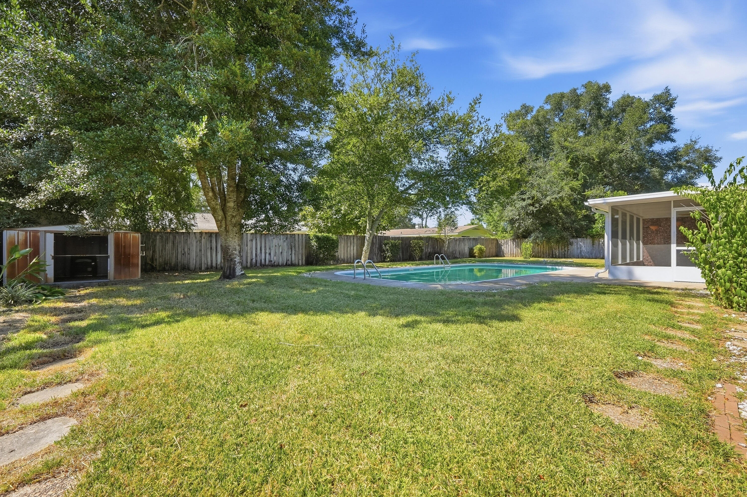main property photo 48