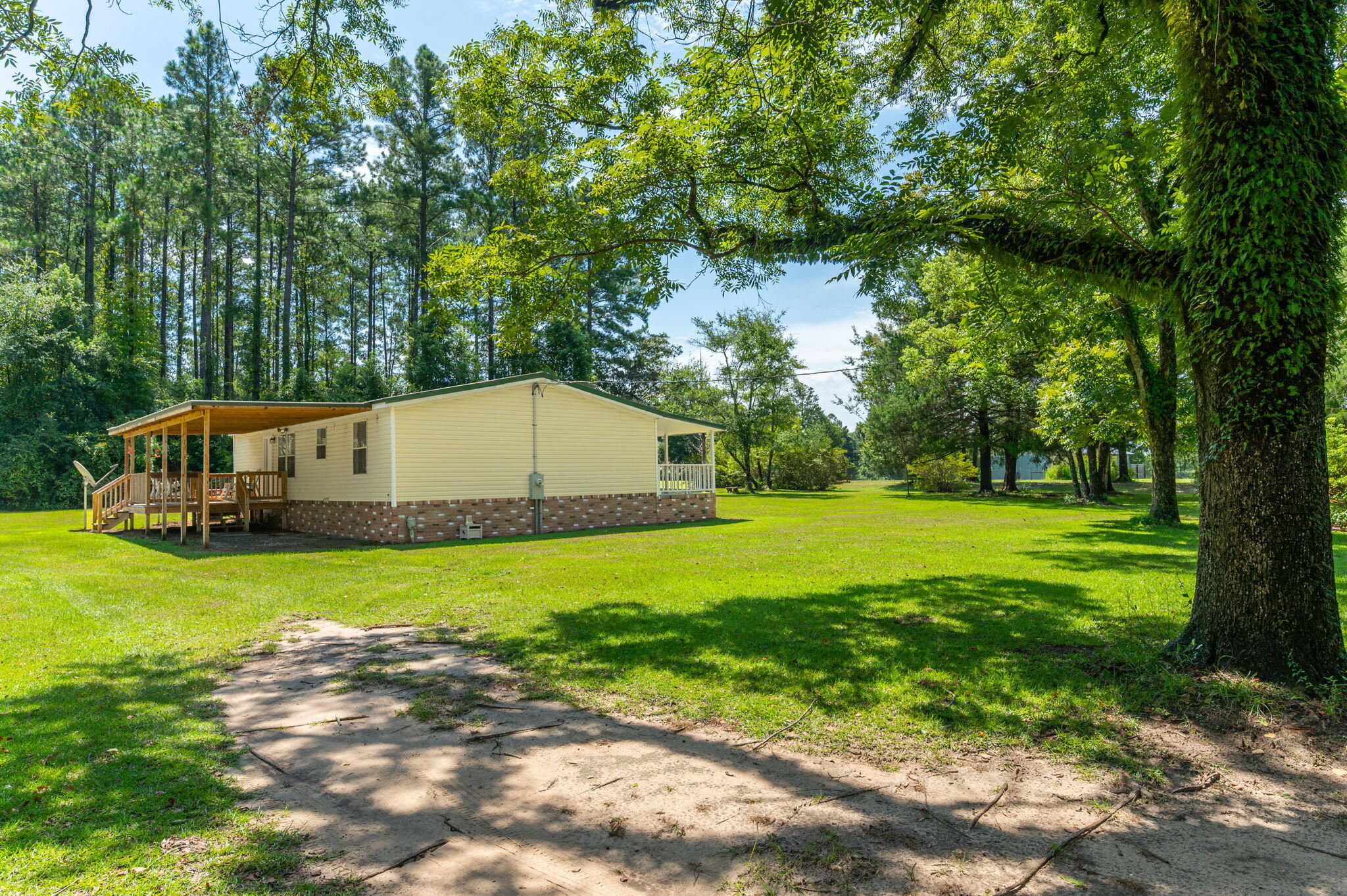 main property photo 30