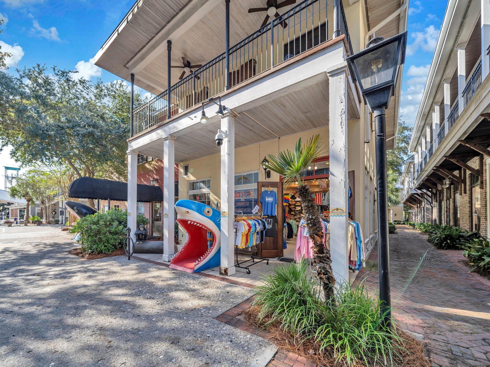 main property photo 41