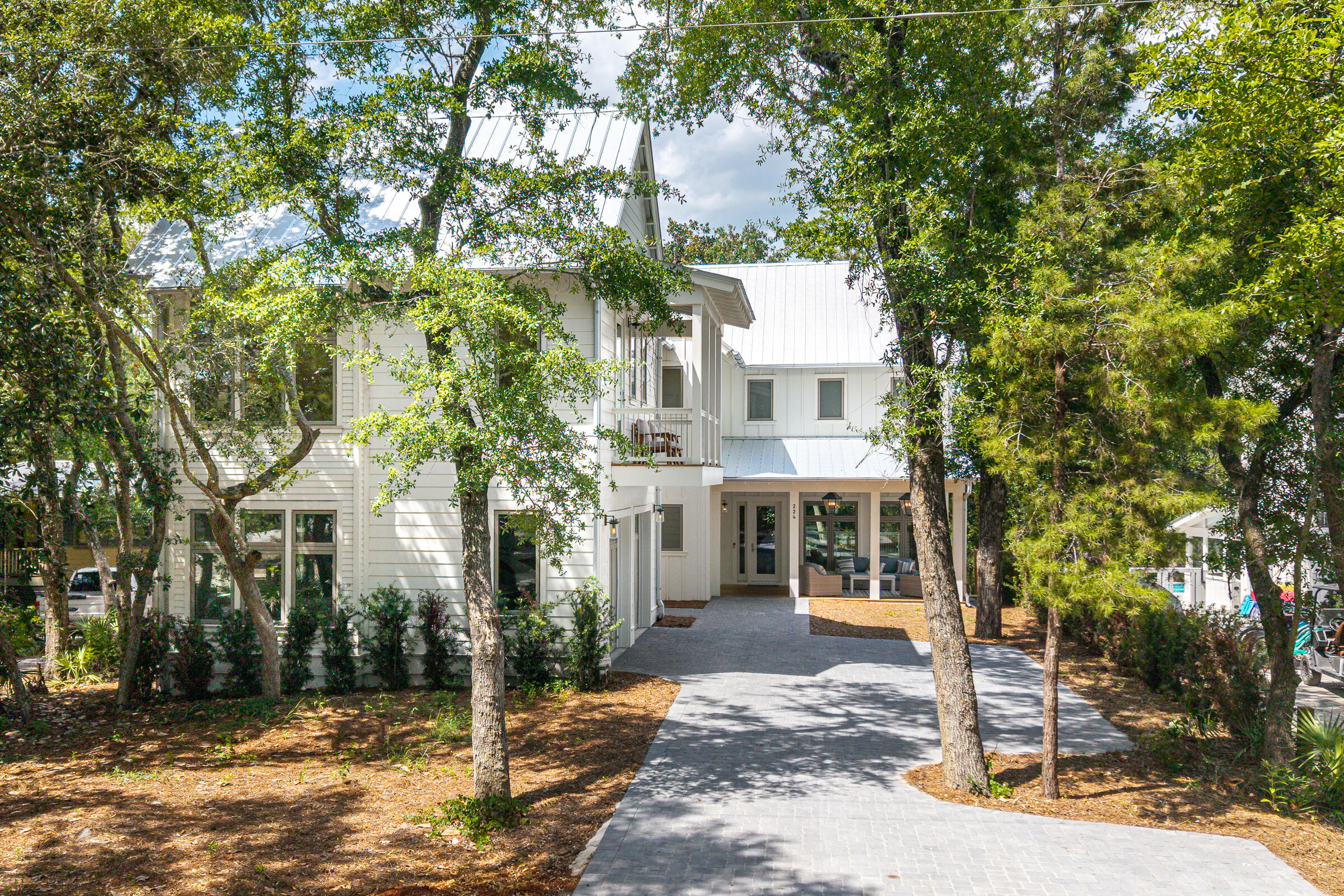 main property photo 78