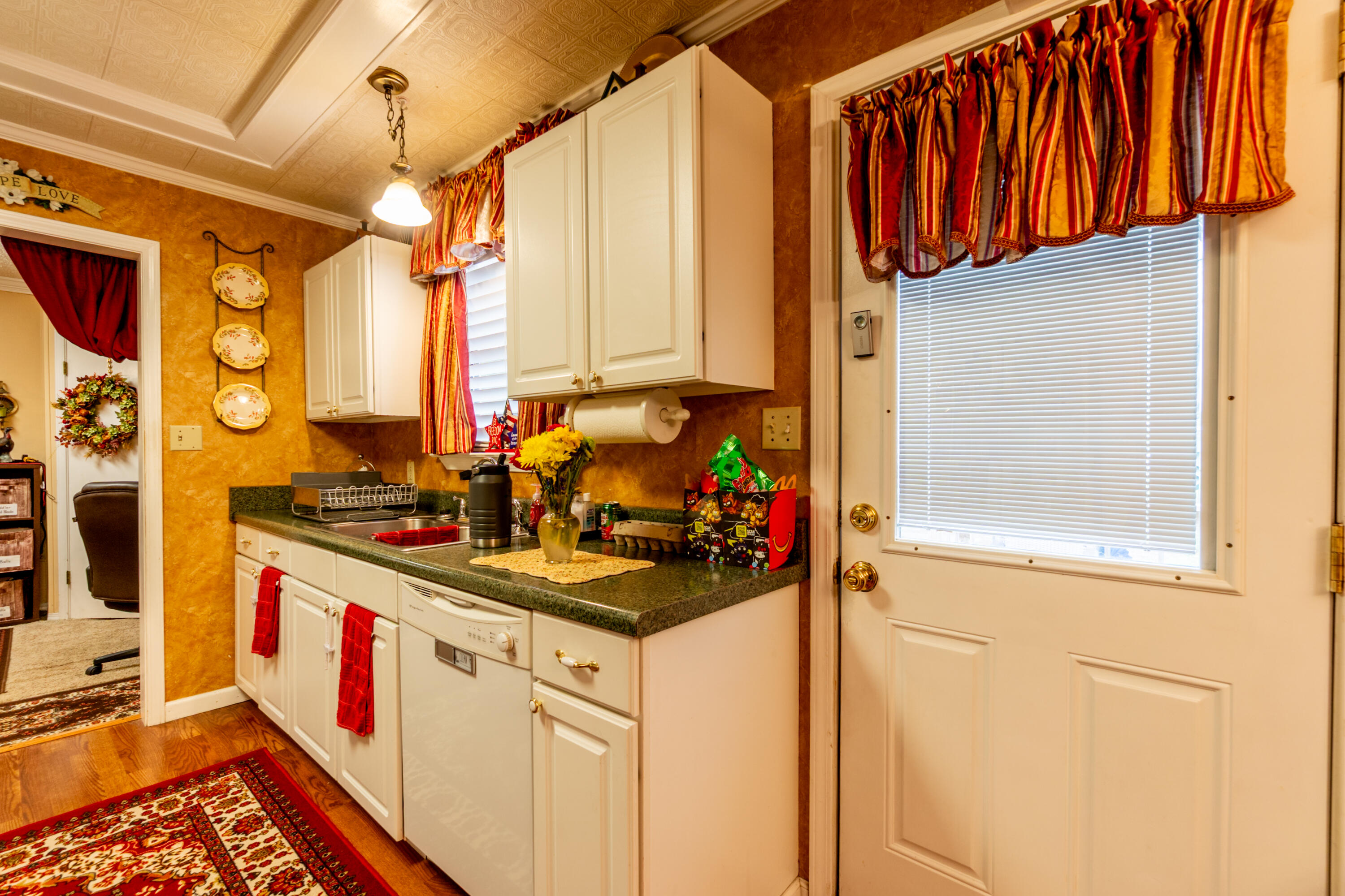 main property photo 20