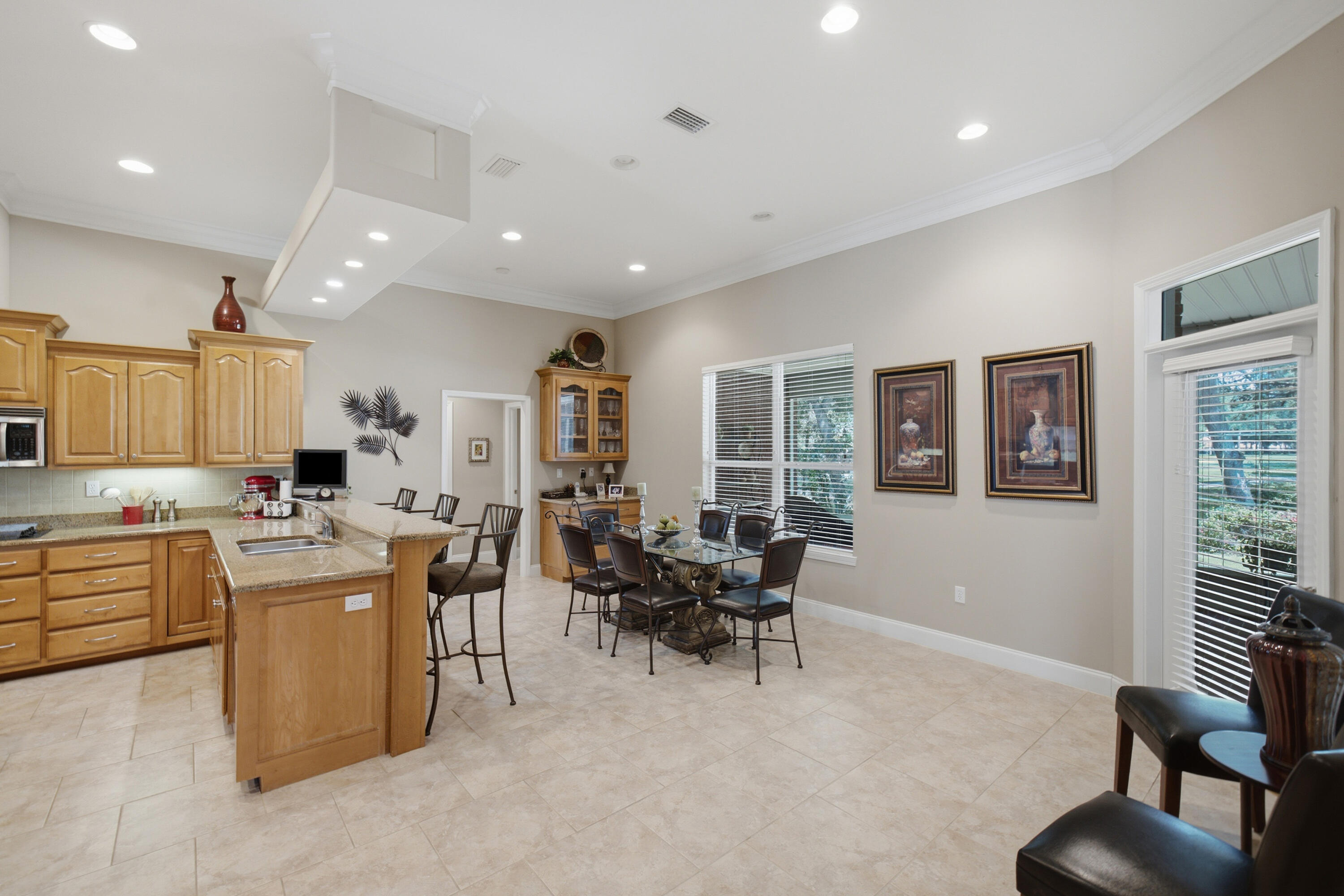 main property photo 63