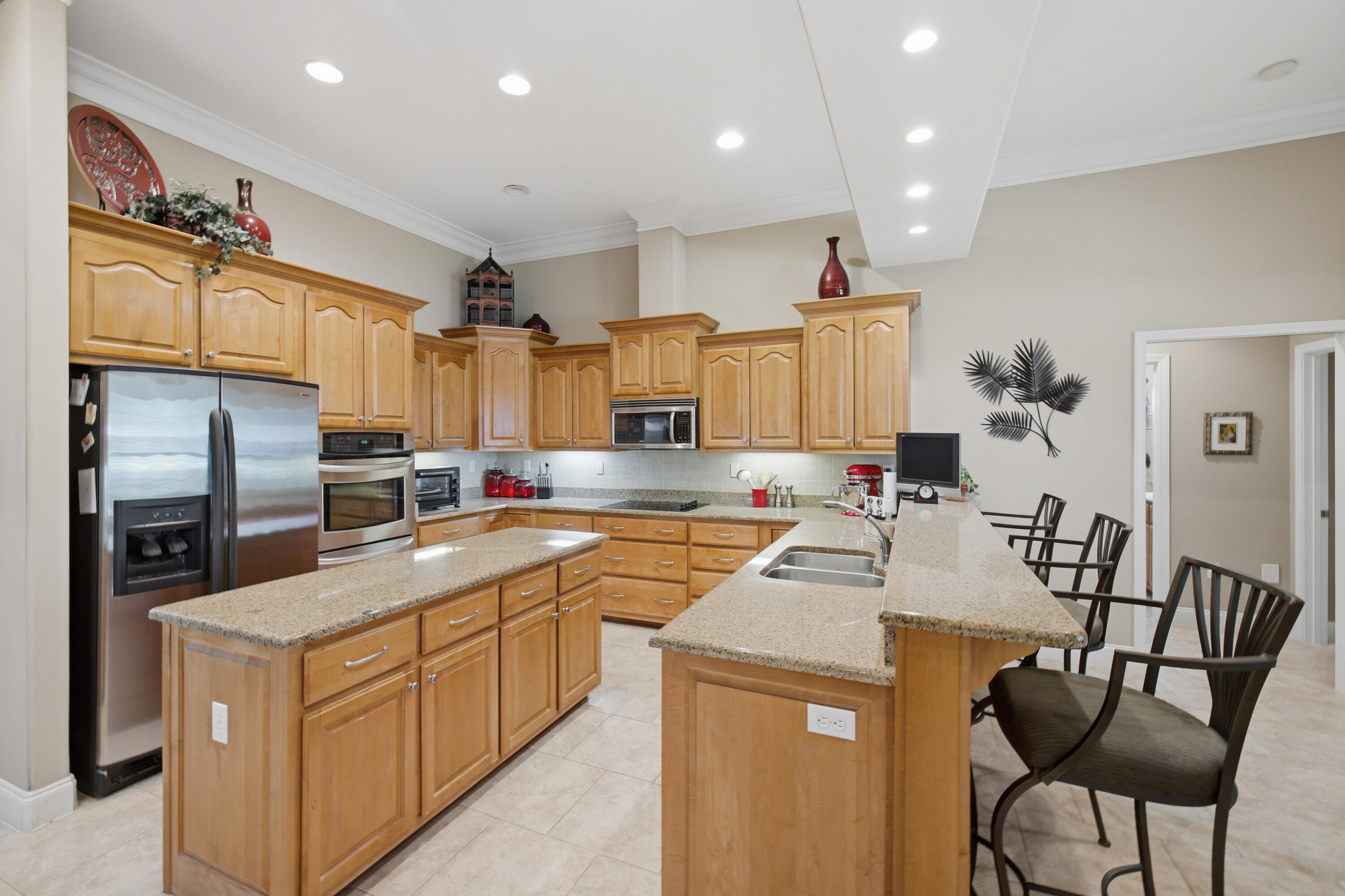 main property photo 7