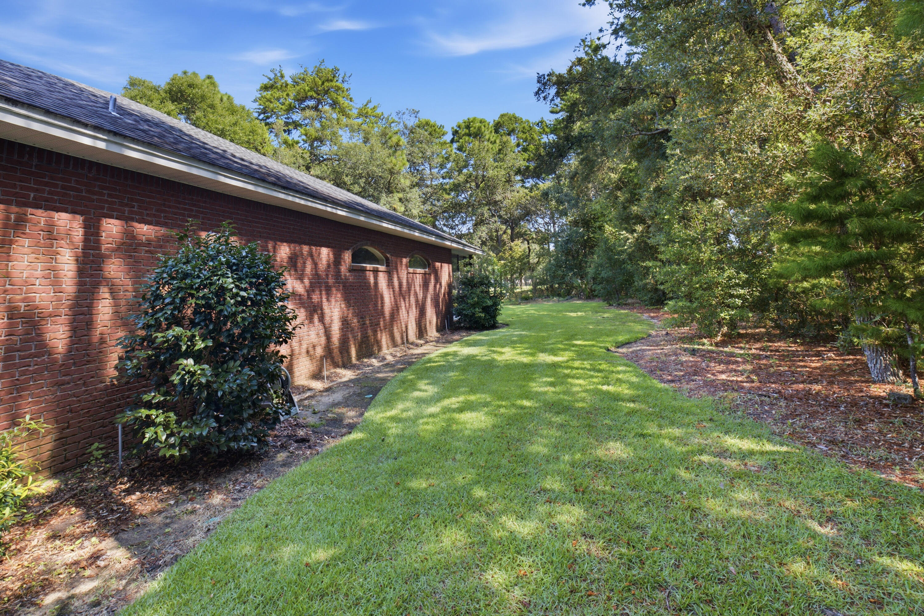 main property photo 75