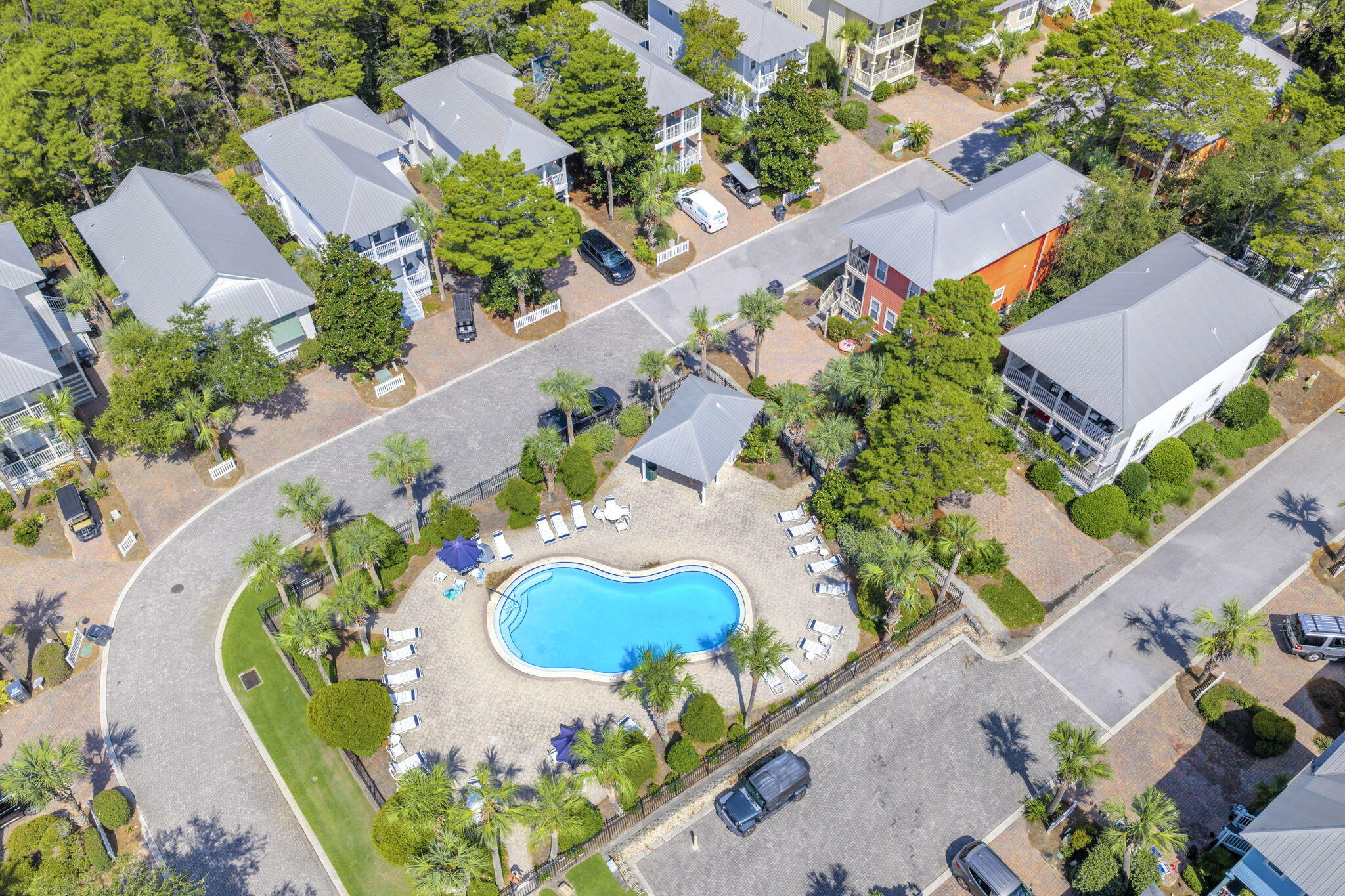 main property photo 17