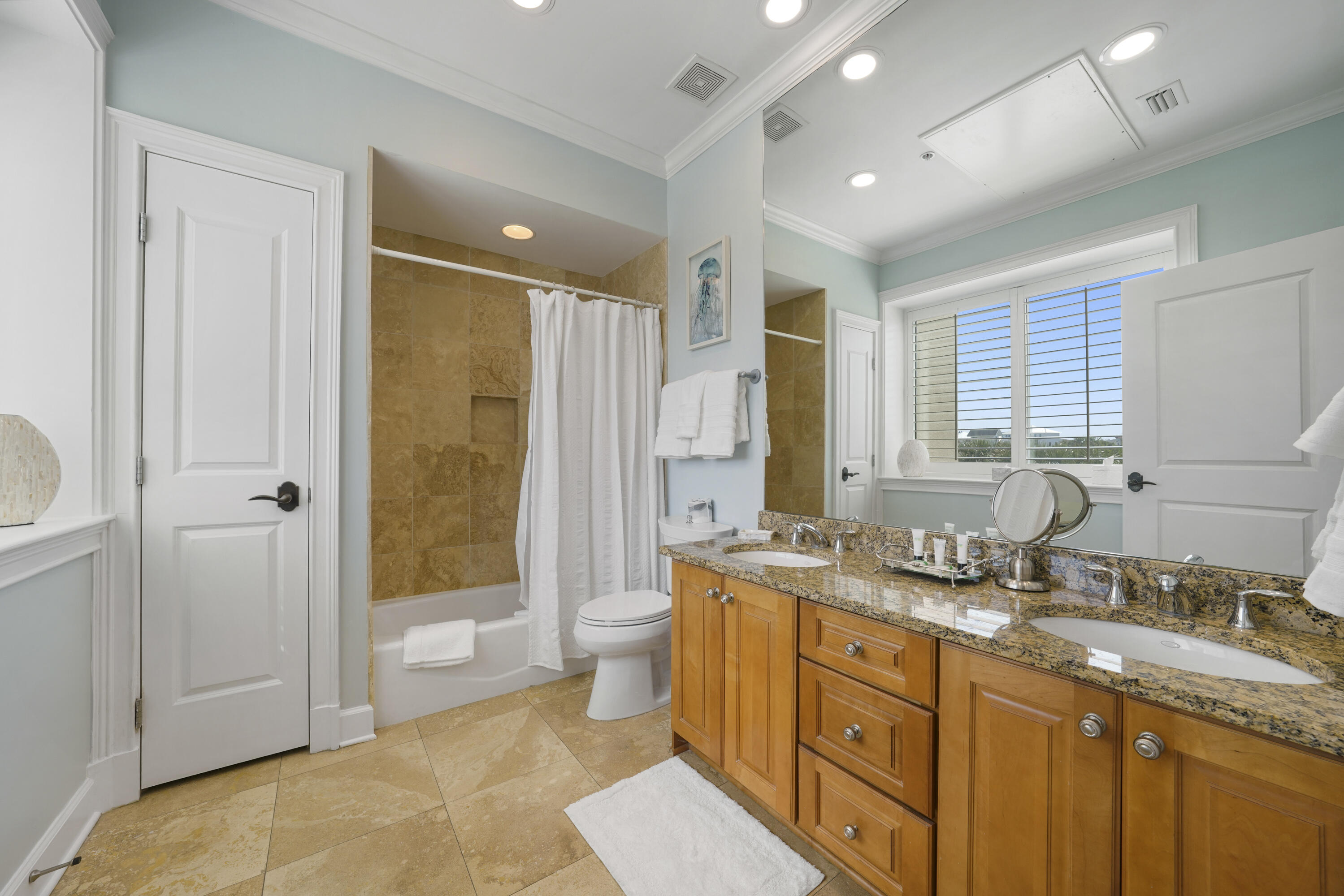 main property photo 80