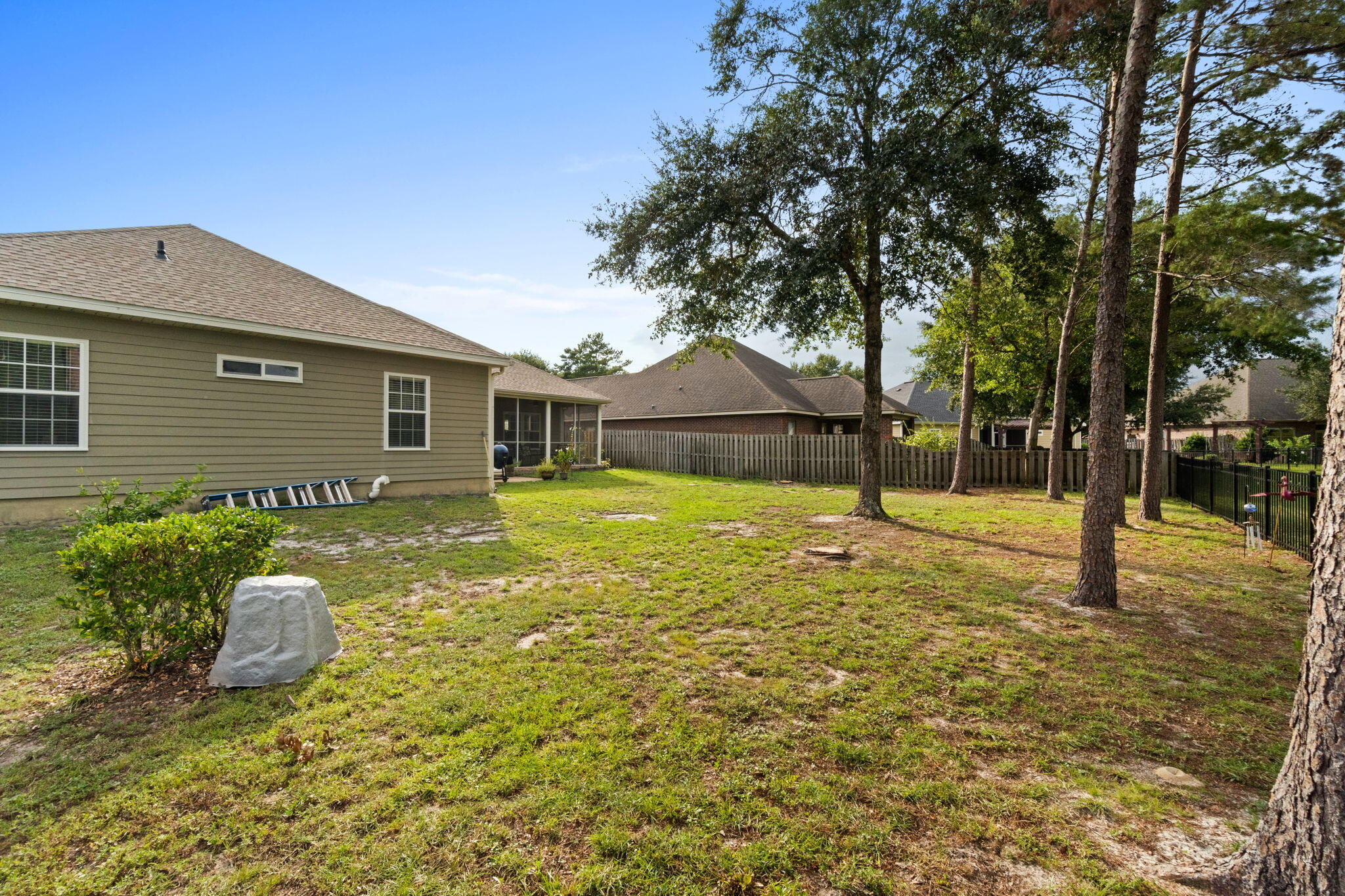 main property photo 70