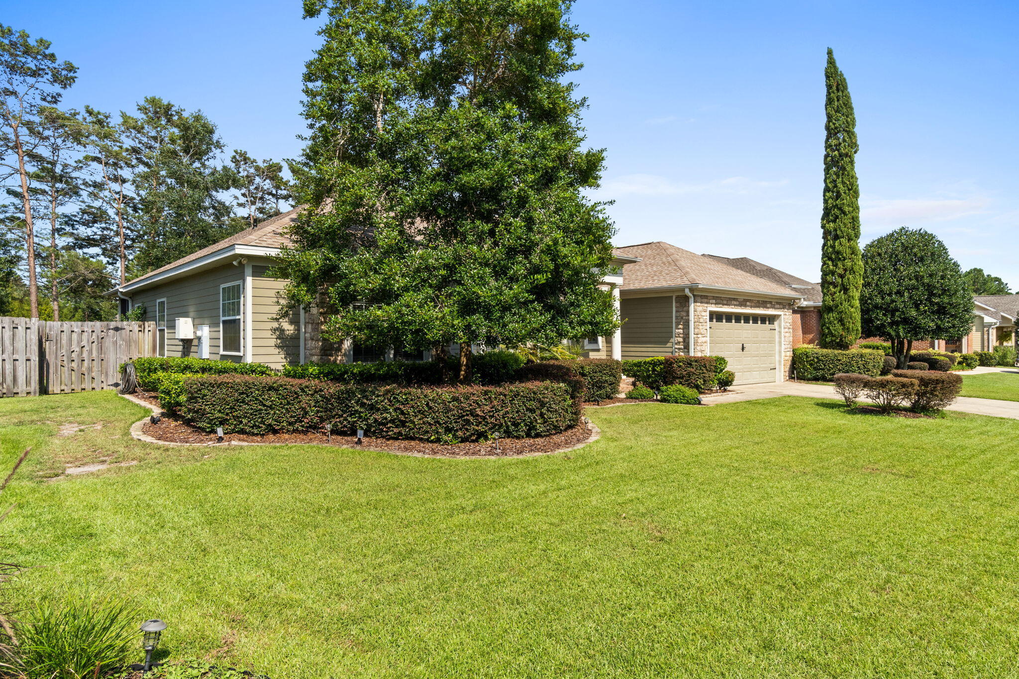 main property photo 74