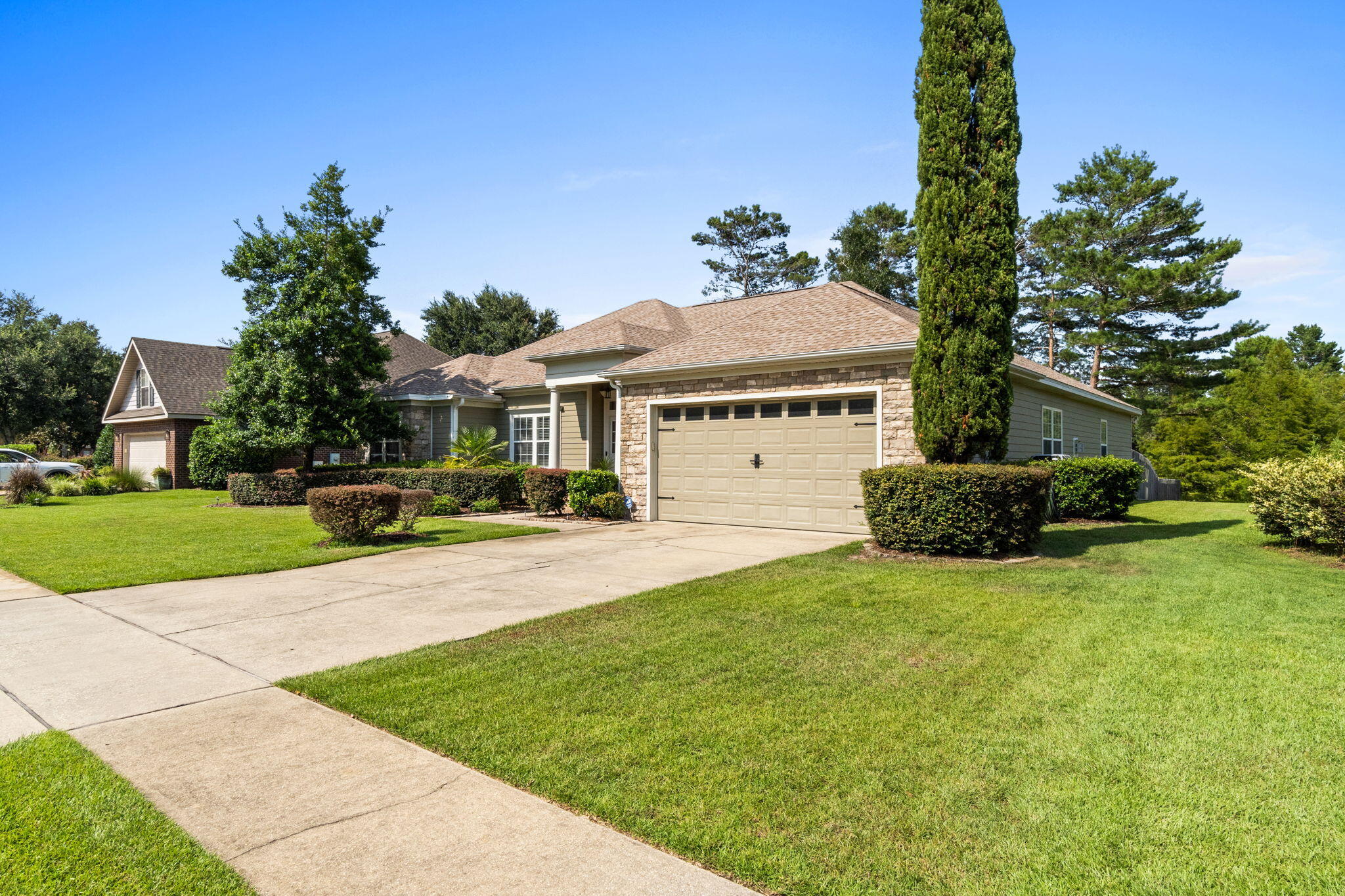 main property photo 76