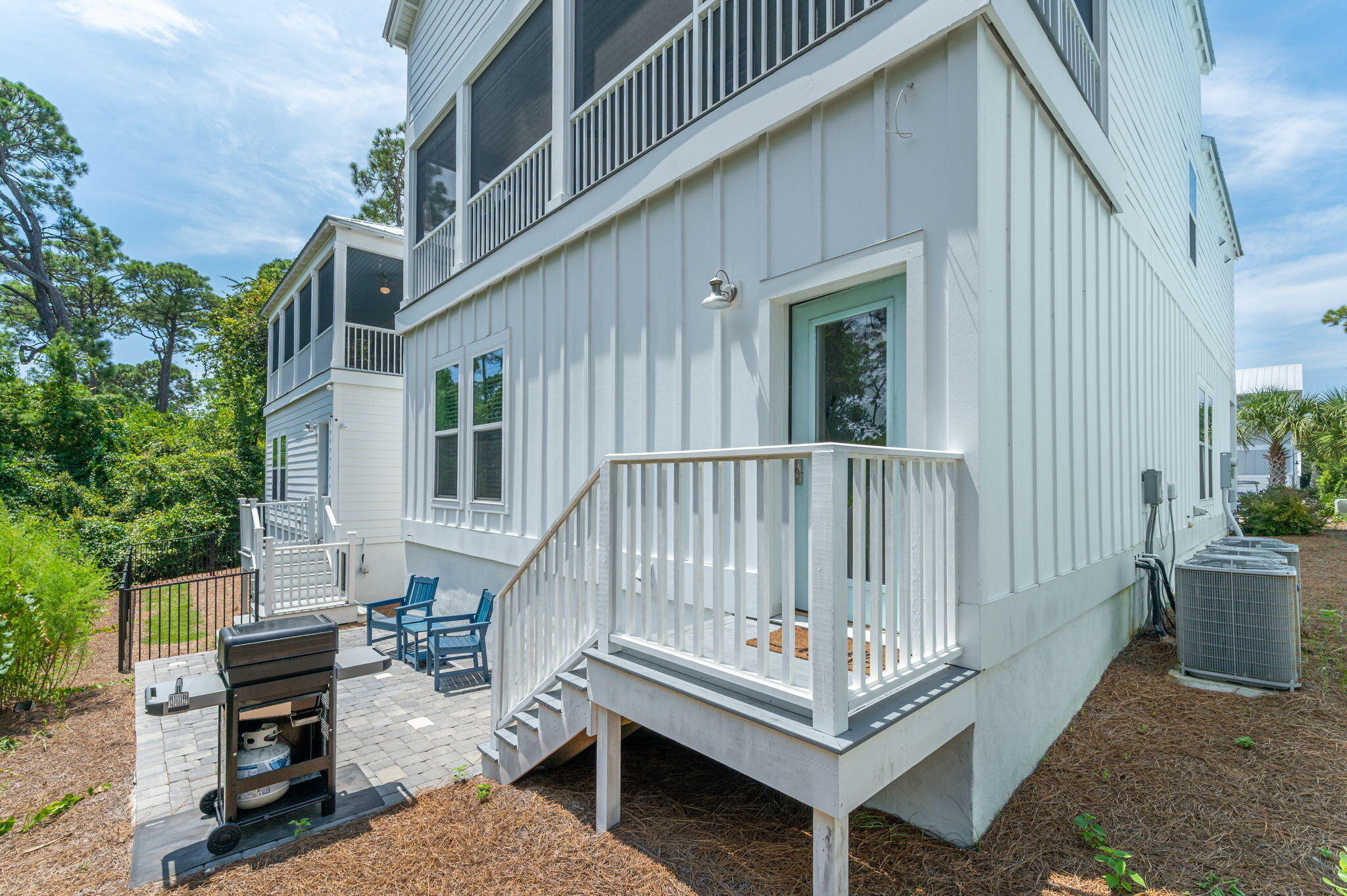 main property photo 45