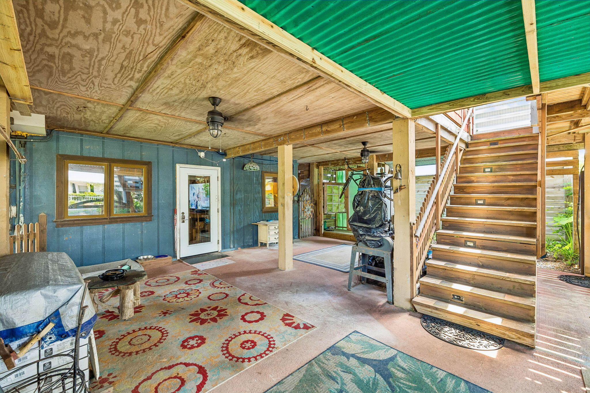 main property photo 34