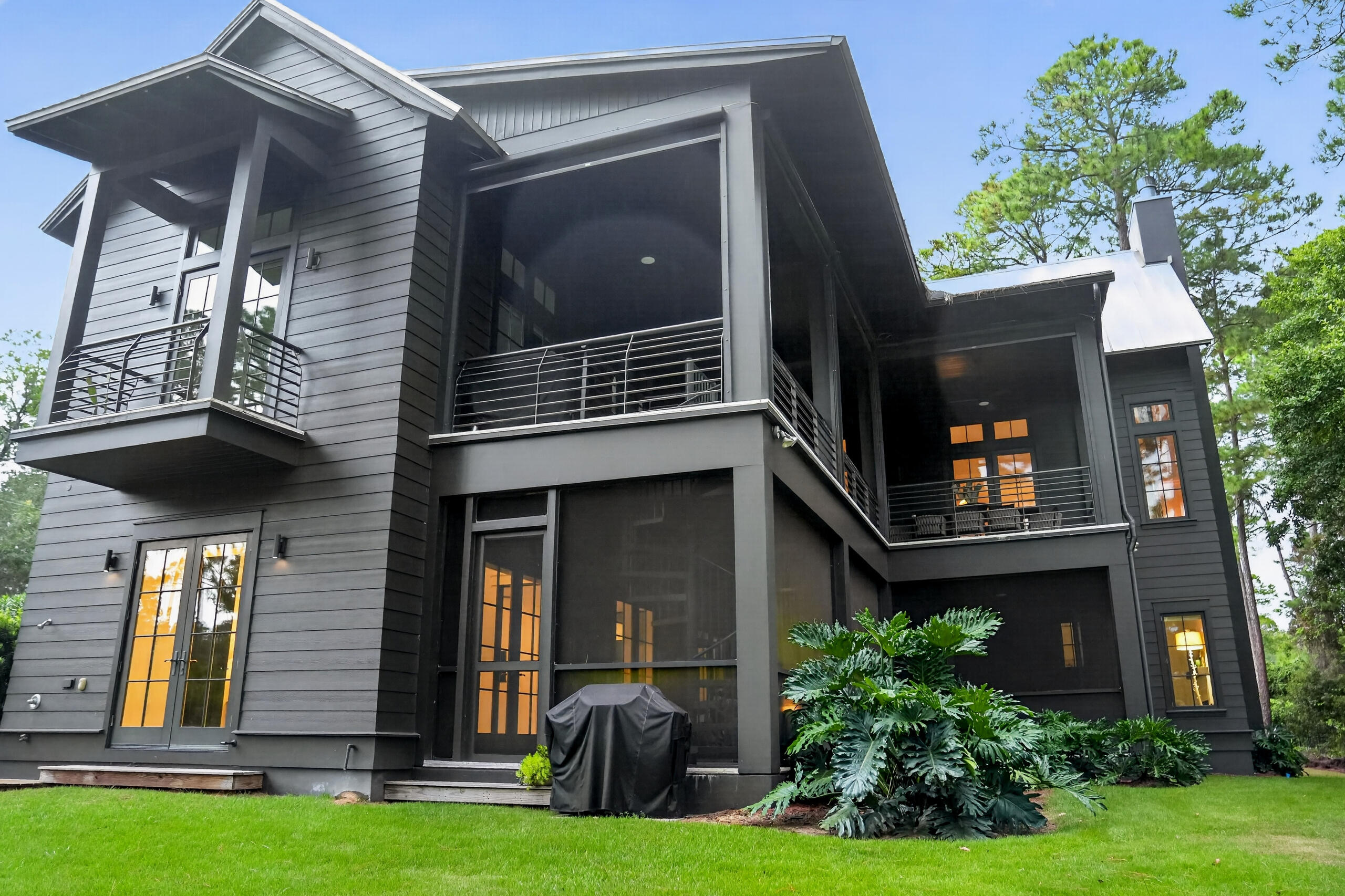 main property photo 74