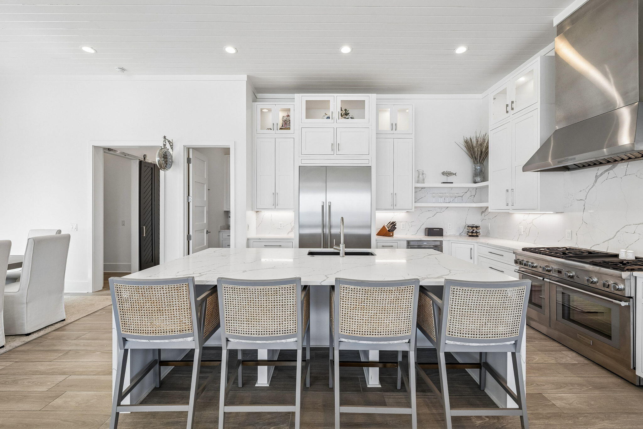 main property photo 74