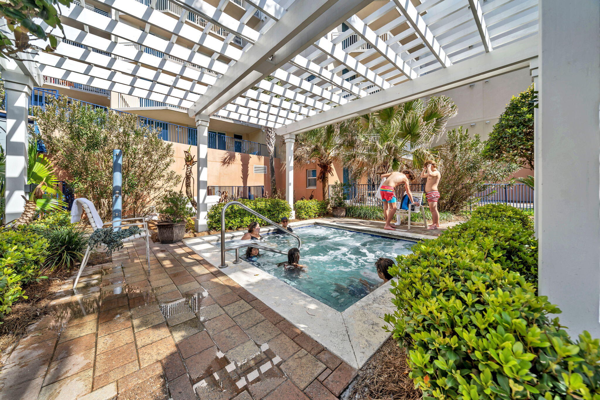 main property photo 44
