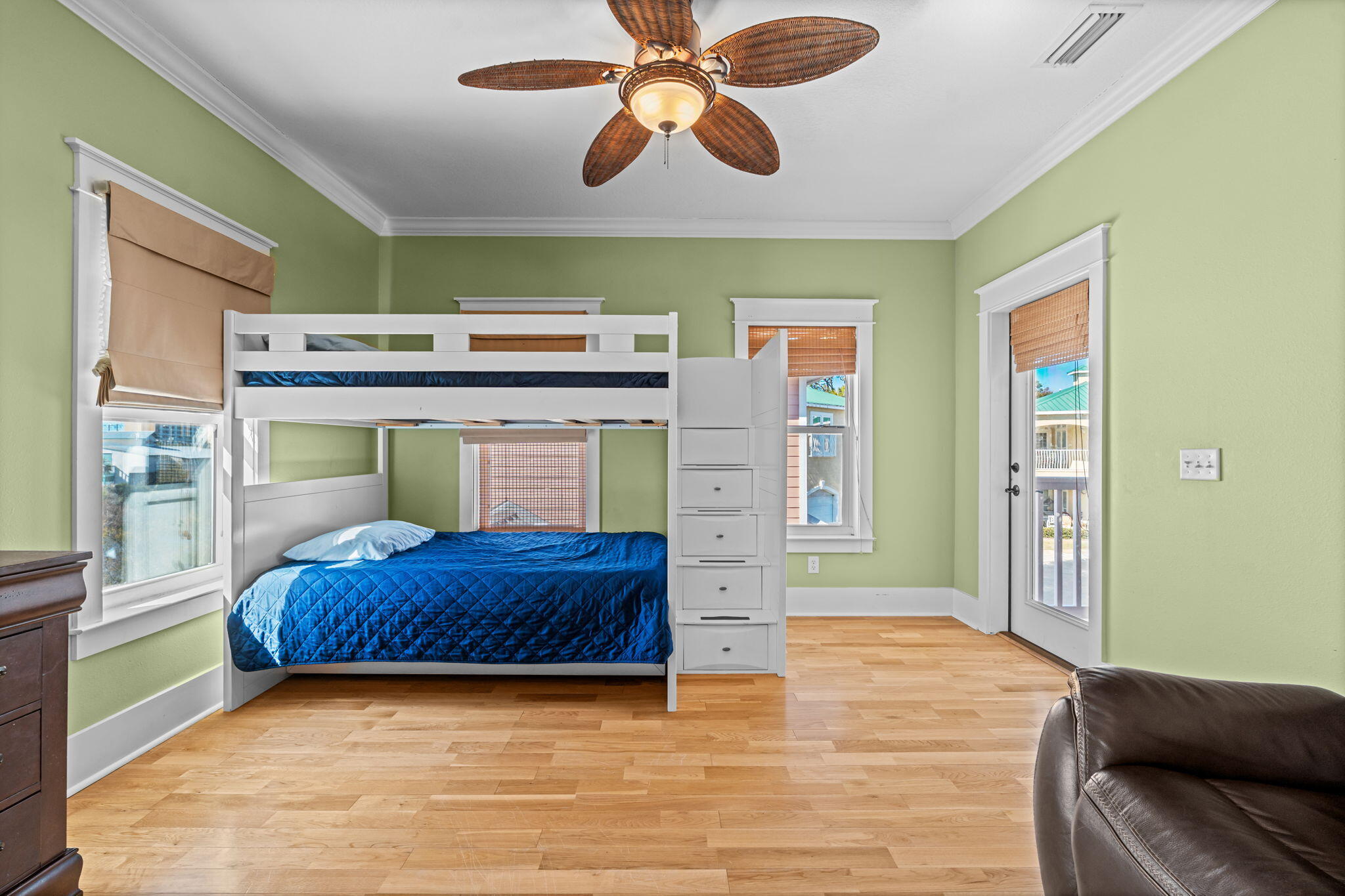main property photo 54
