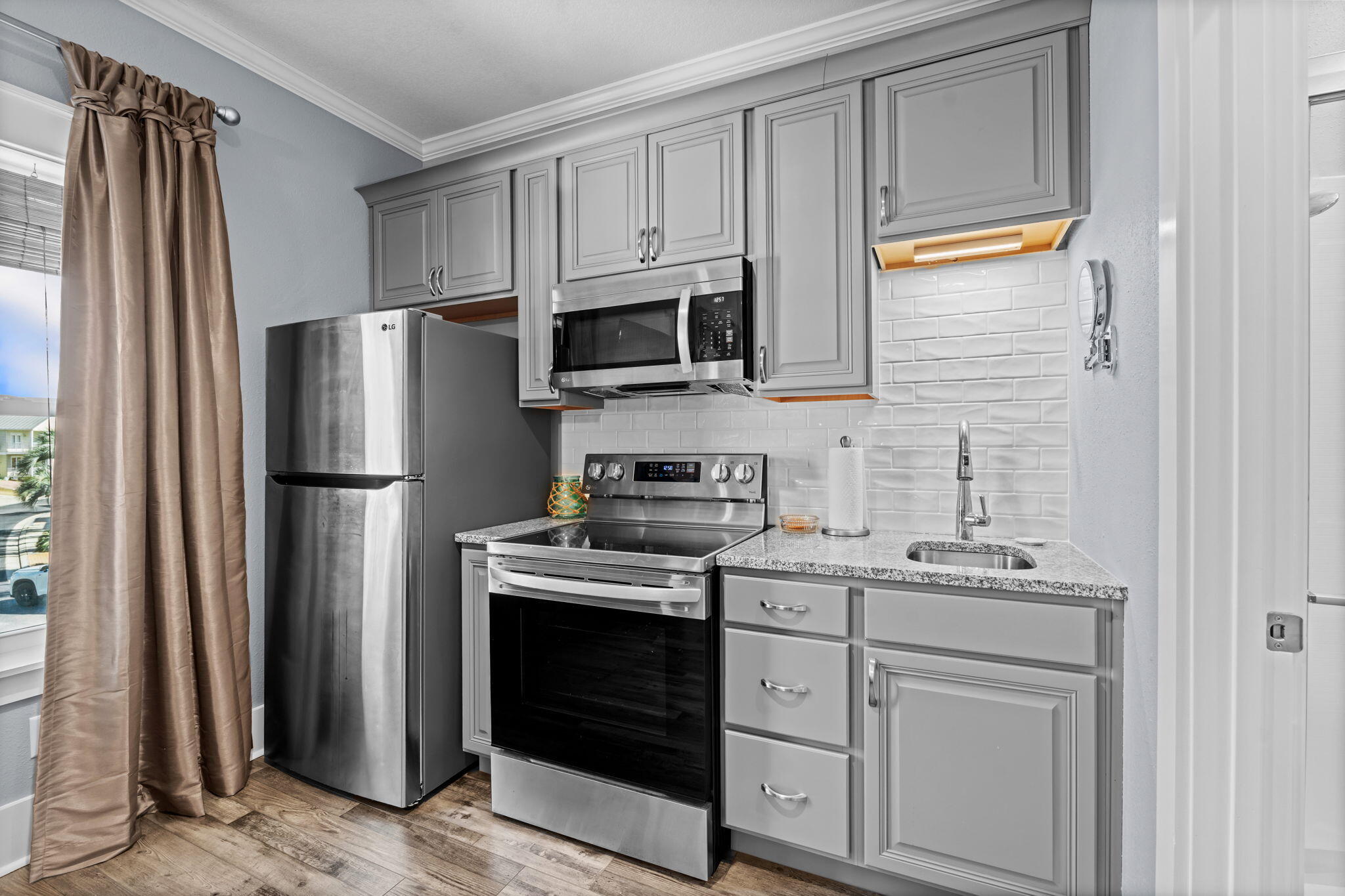main property photo 69