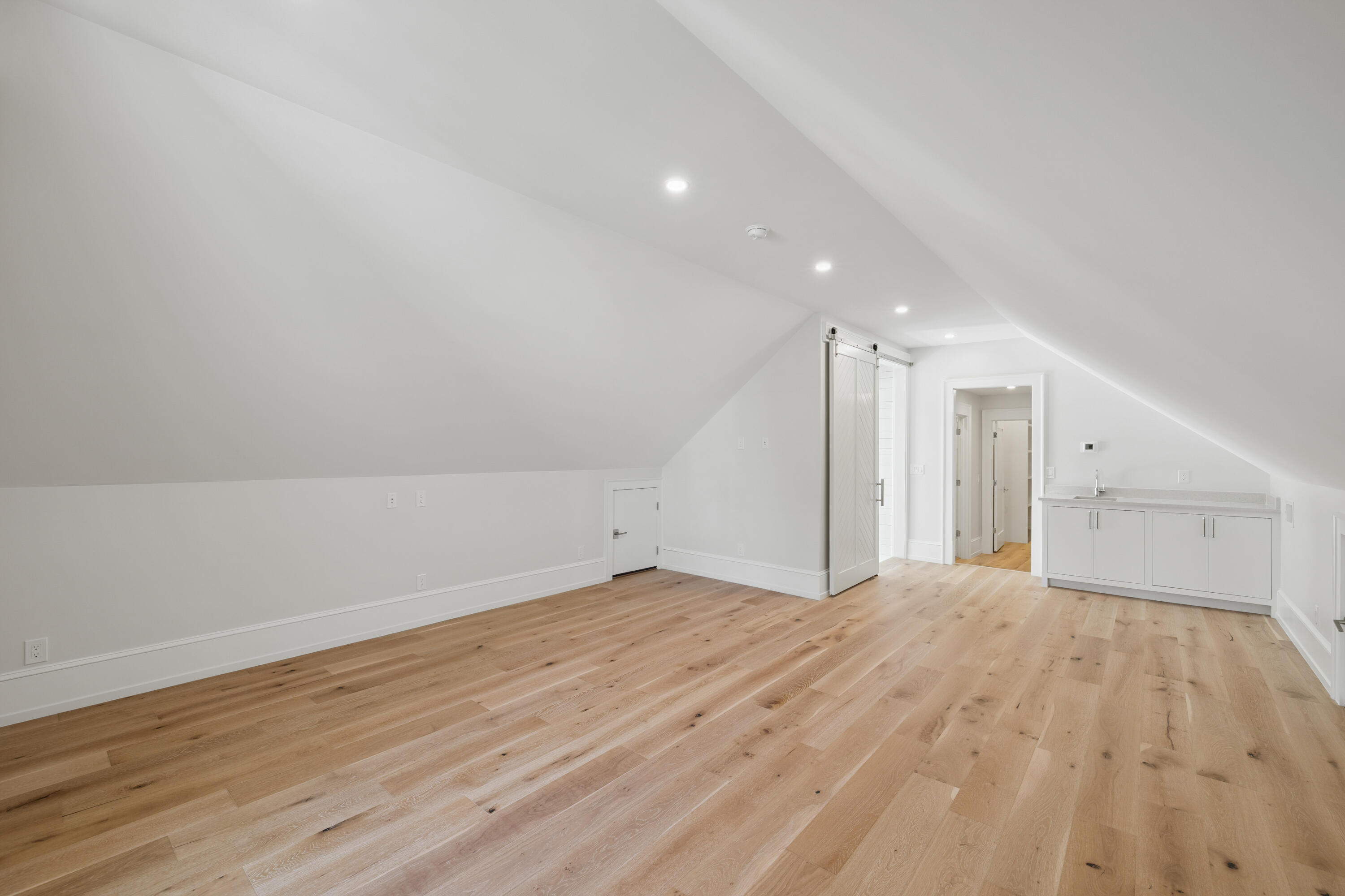 main property photo 63