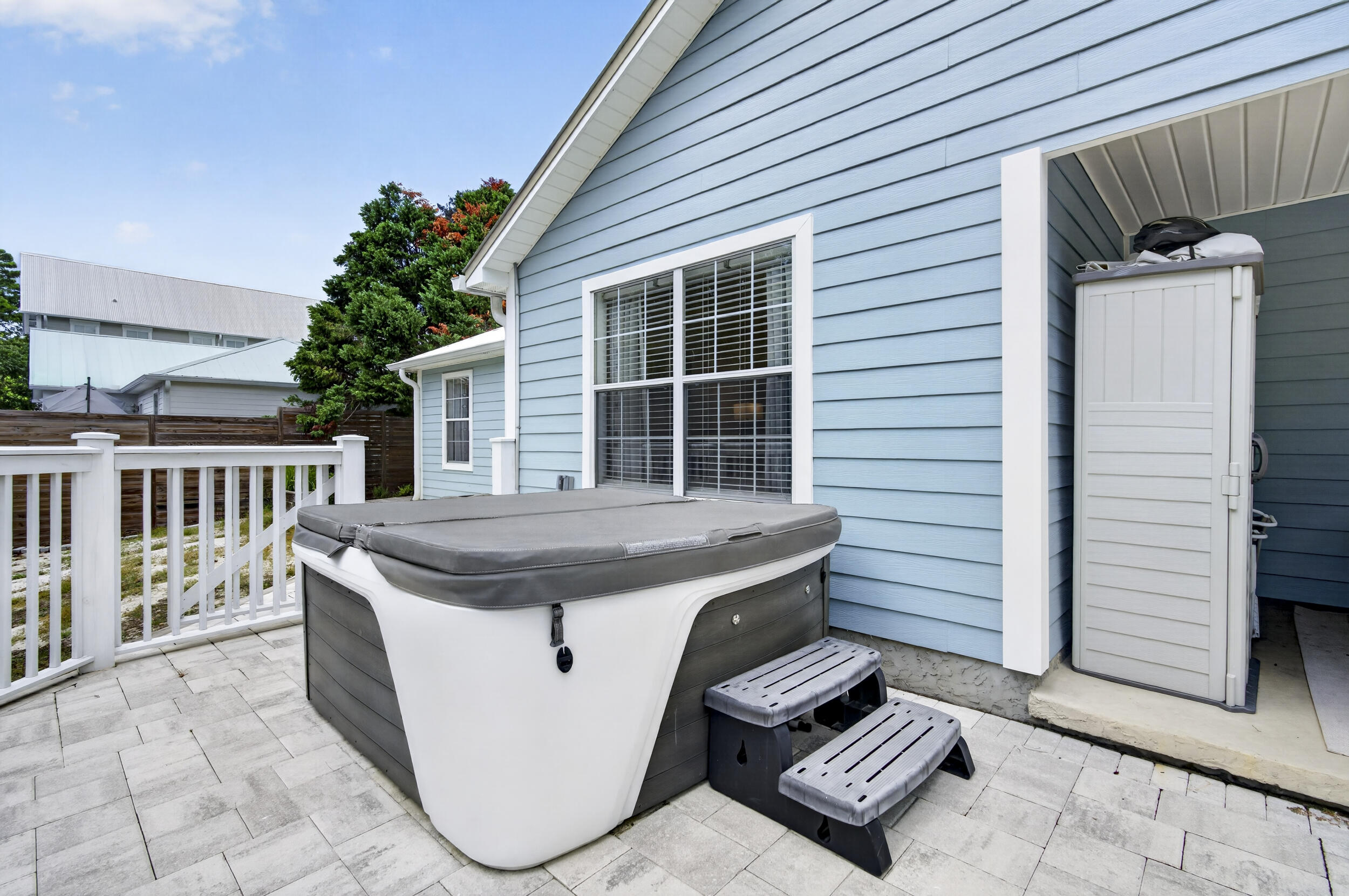 main property photo 54