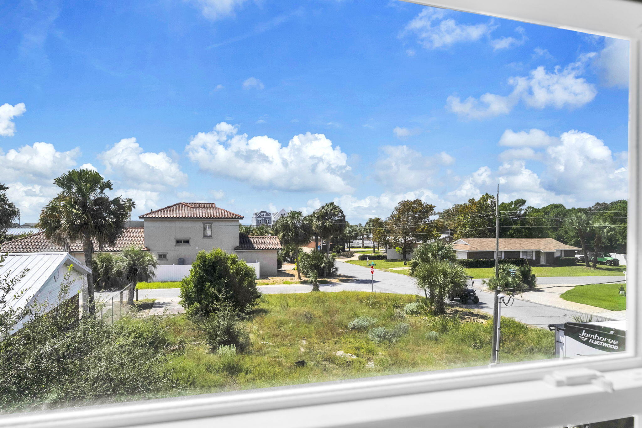 main property photo 67