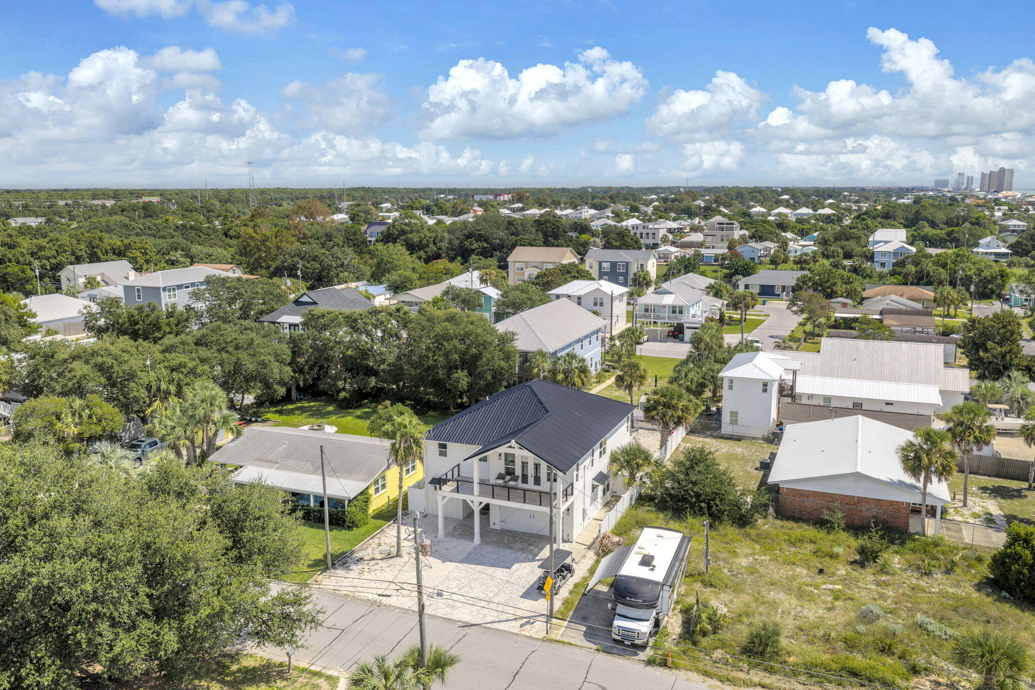 main property photo 70