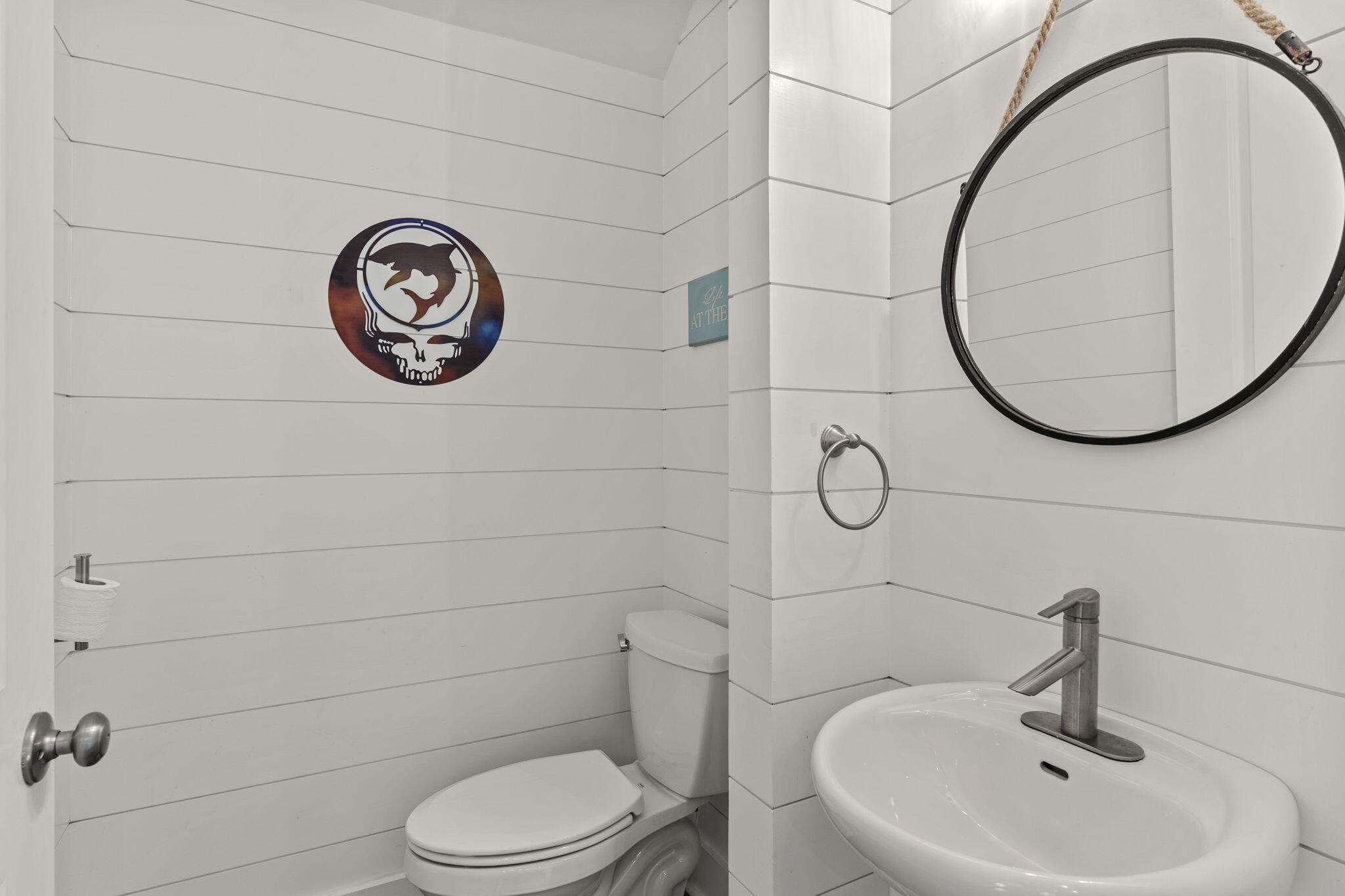 main property photo 23