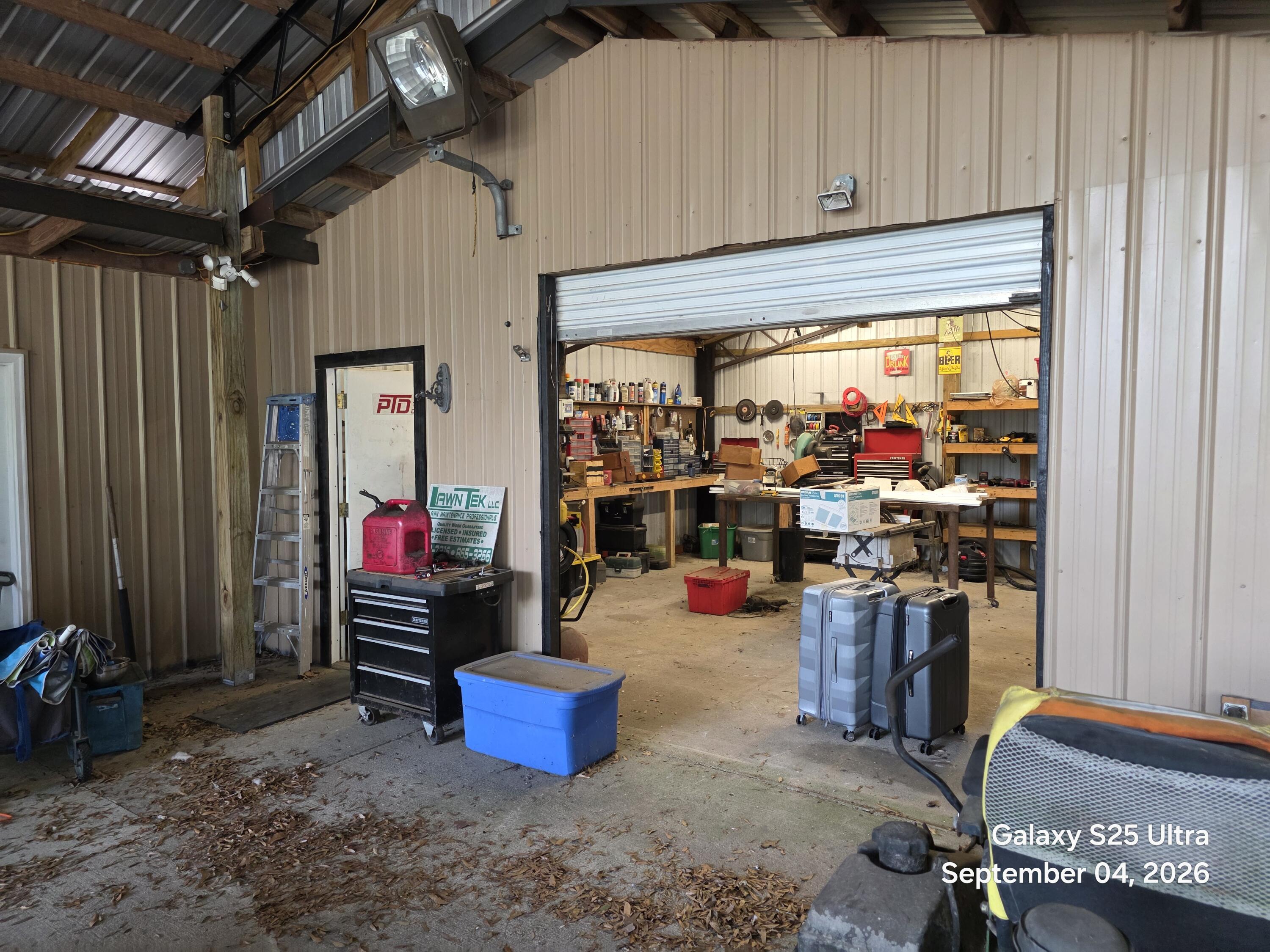 main property photo 10